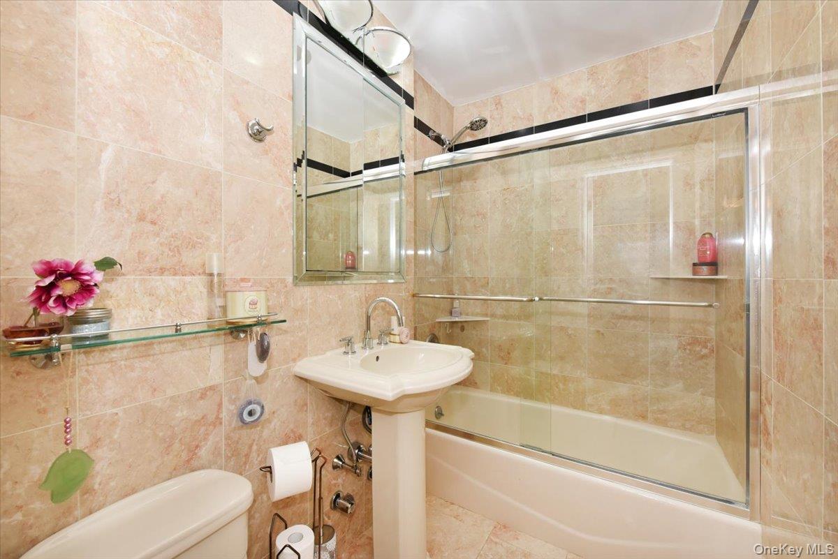 320 East Shore Road, Unit 15A photo 26