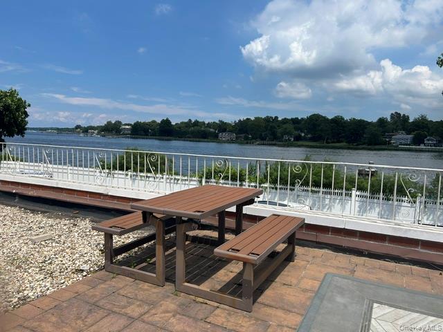 320 East Shore Road, Unit 15A photo 29