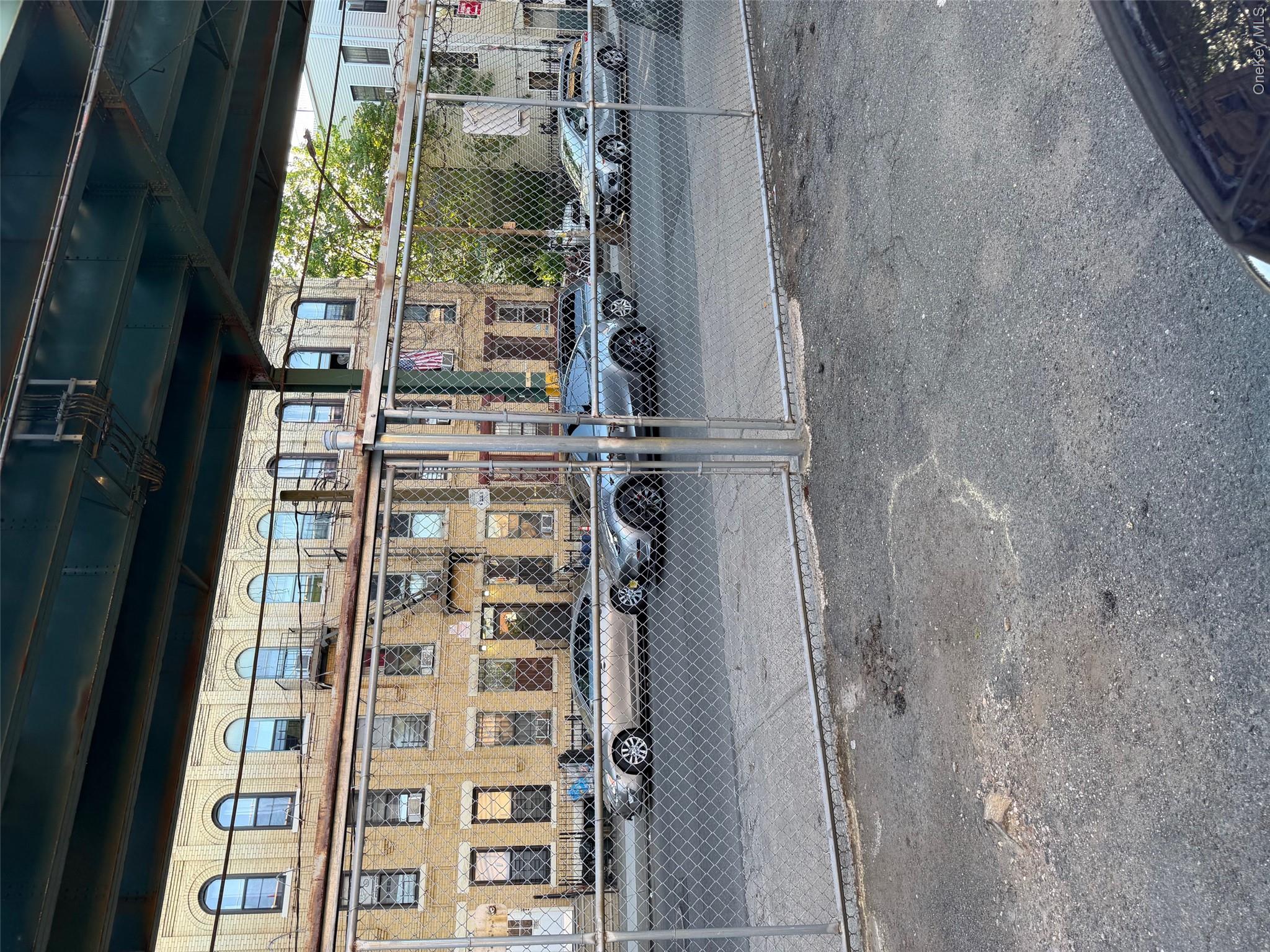 2 Danforth – For Sale photo 5