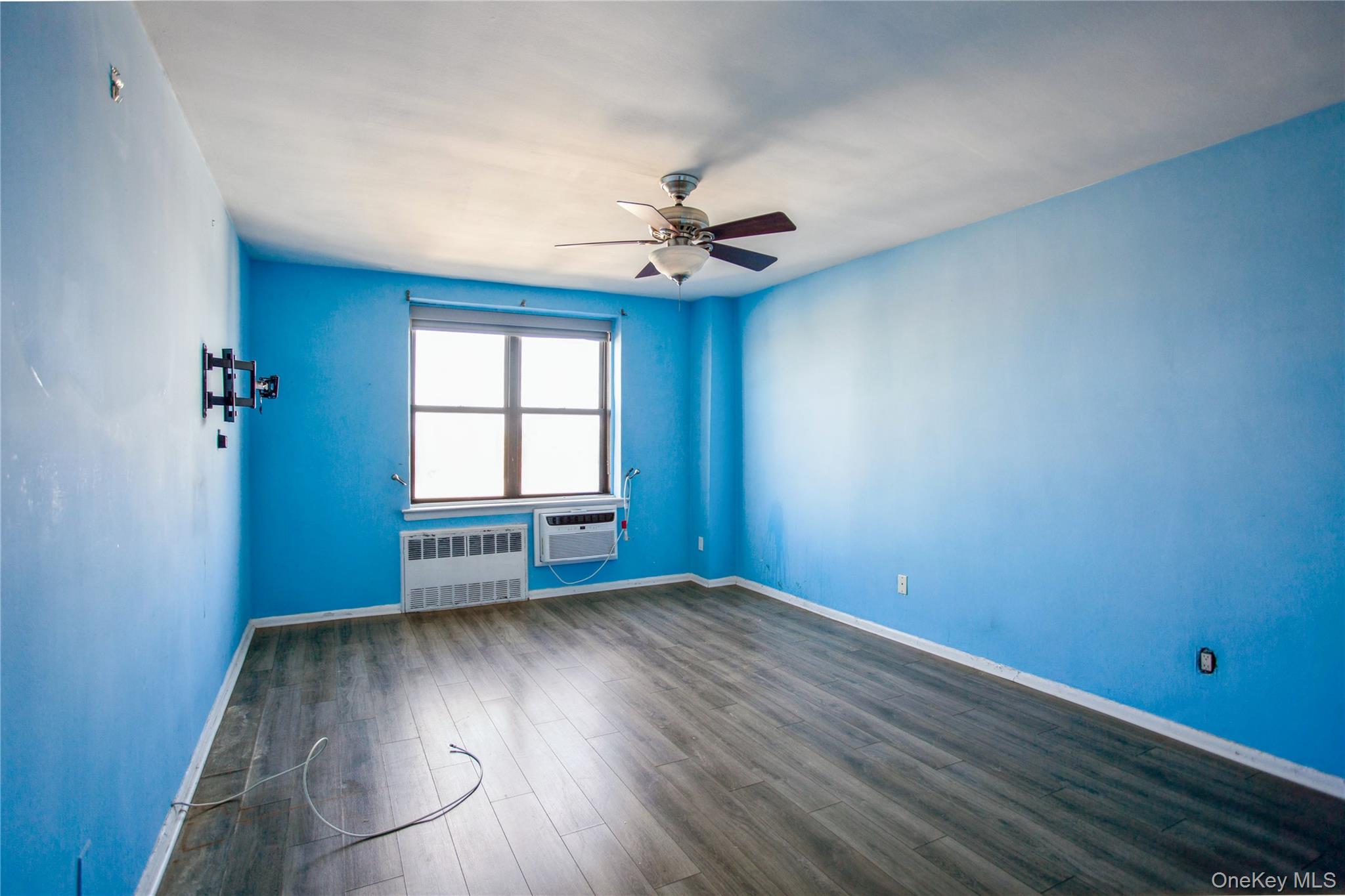333 E Broadway, Unit 3B photo 13