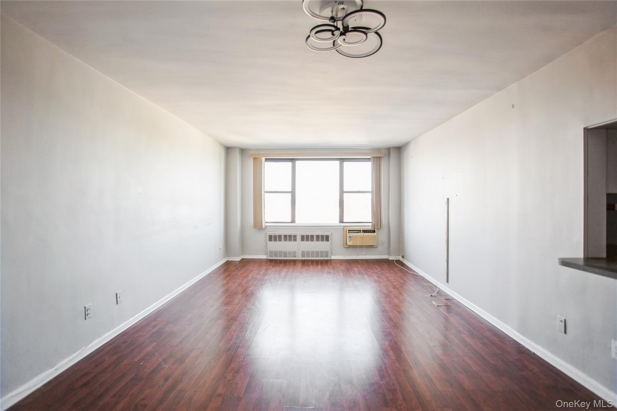333 E Broadway, Unit 3B photo 6