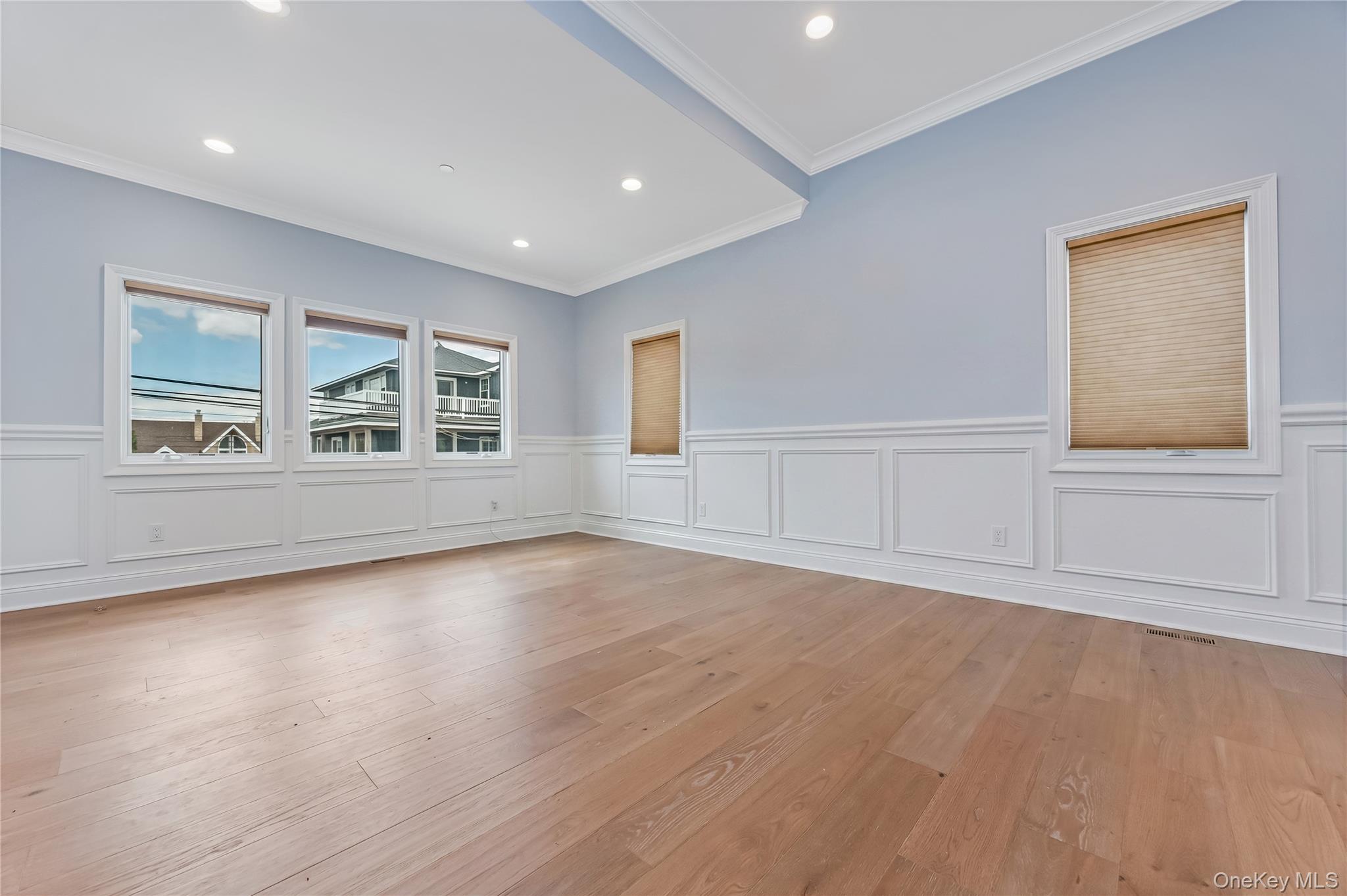 29 Bath Street – For Sale photo 5