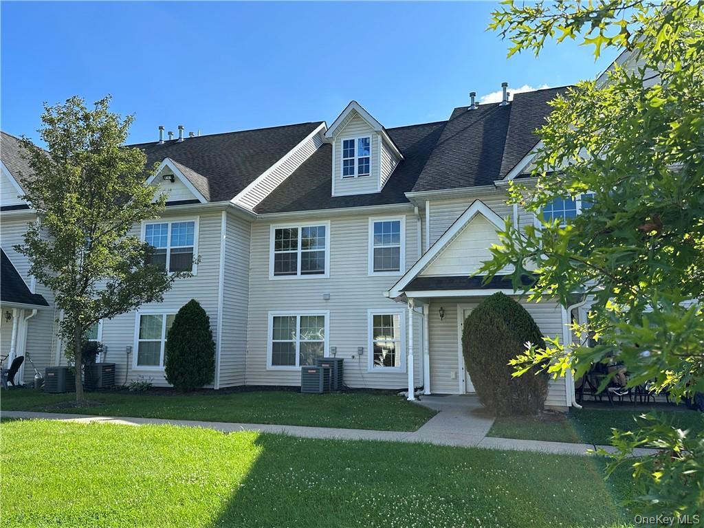 141 Ruth Court – For Sale photo 2