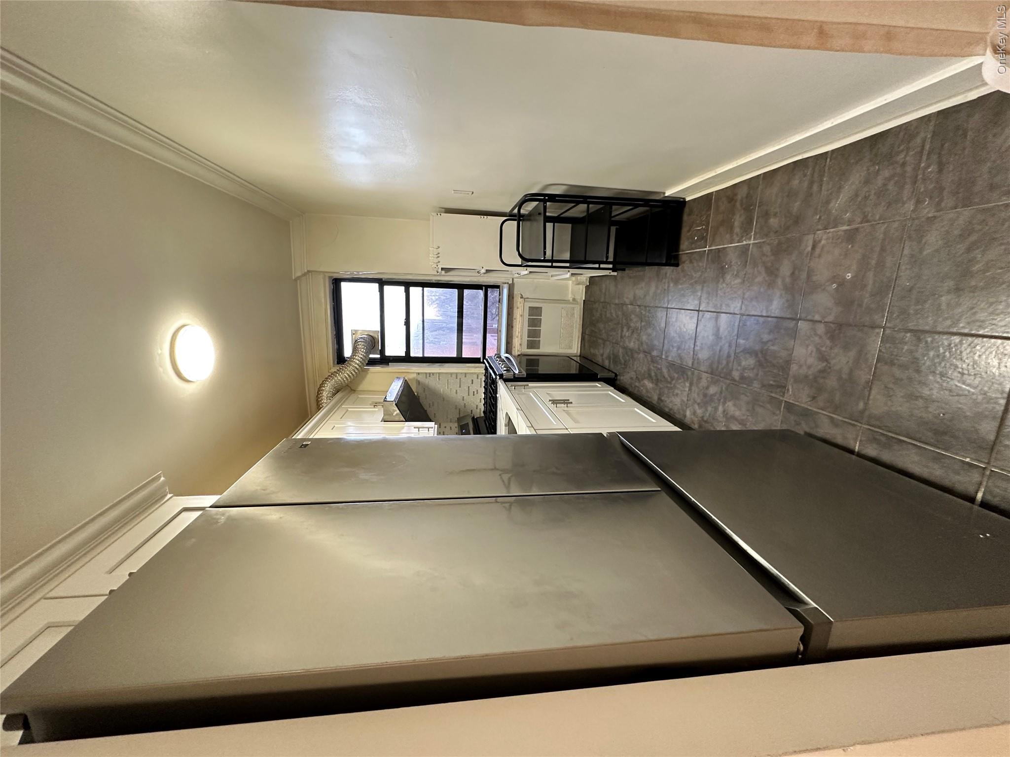 150-29 72 Road, Unit 6 photo 9