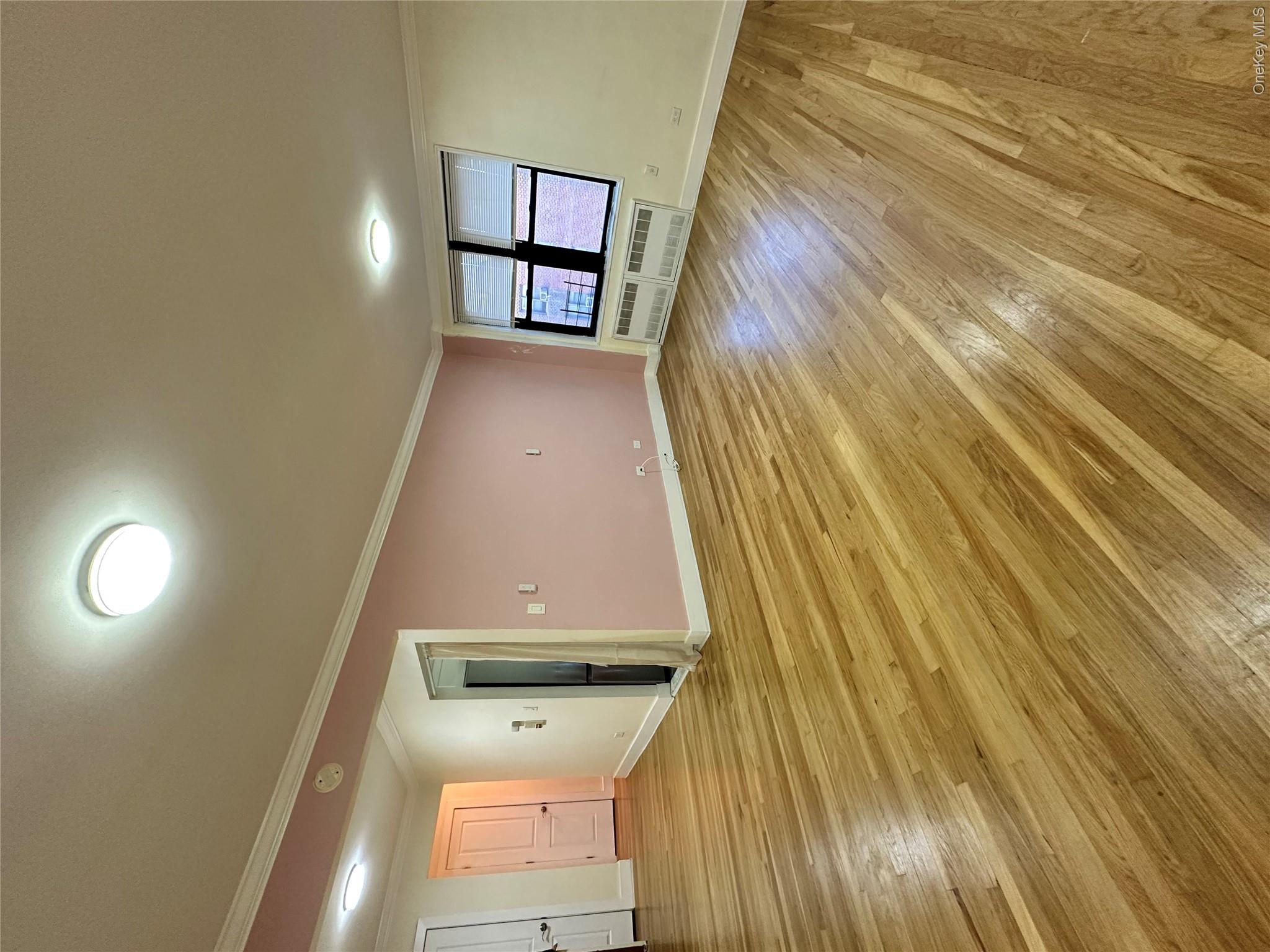 150-29 72 Road, Unit 6 photo 3
