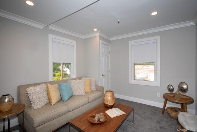35-4 New York Avenue, Unit 35-4 photo 5