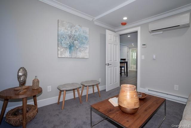 35-4 New York Avenue, Unit 35-4 photo 6