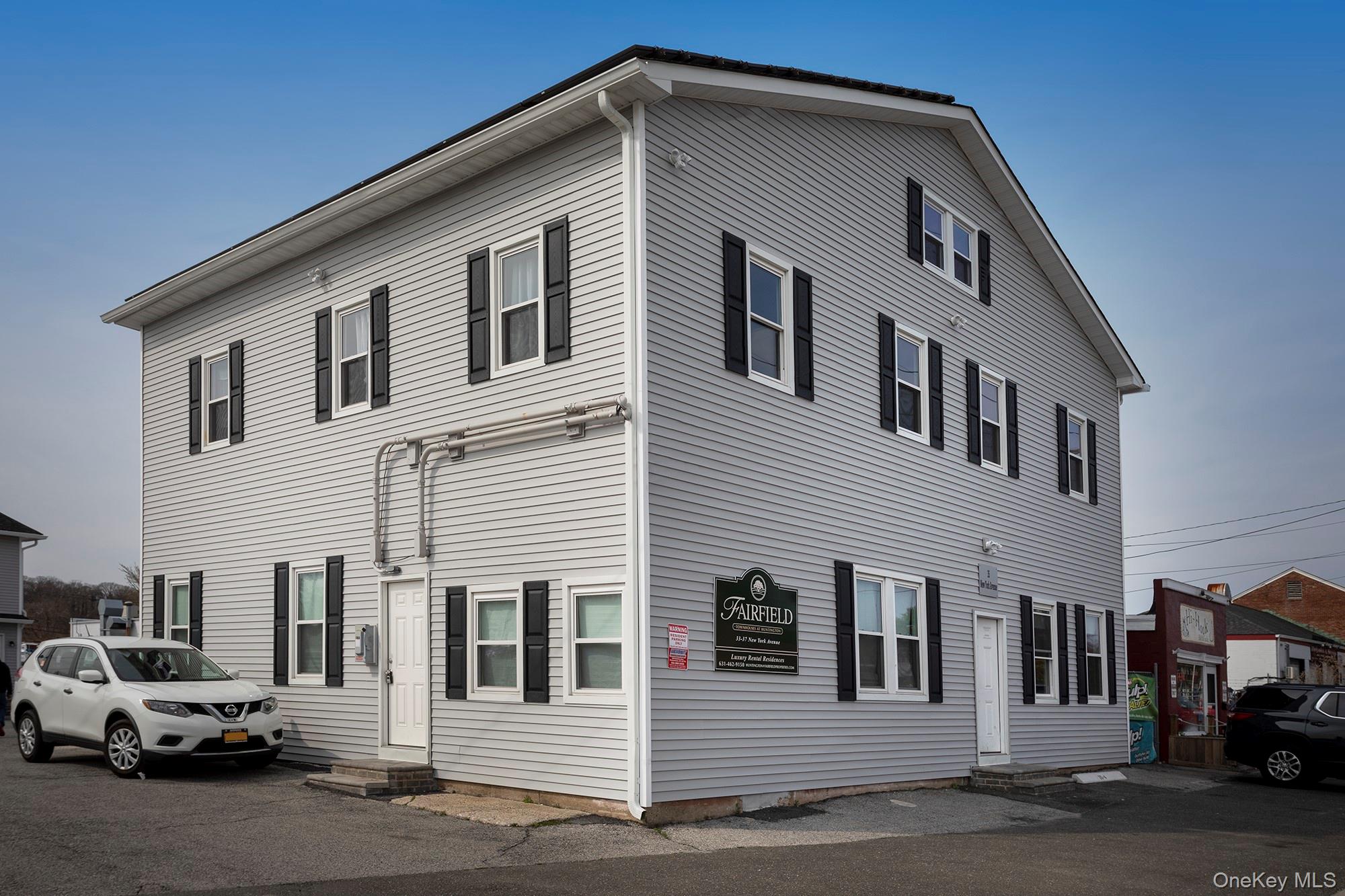 35-4 New York Avenue, Unit 35-4 photo 2