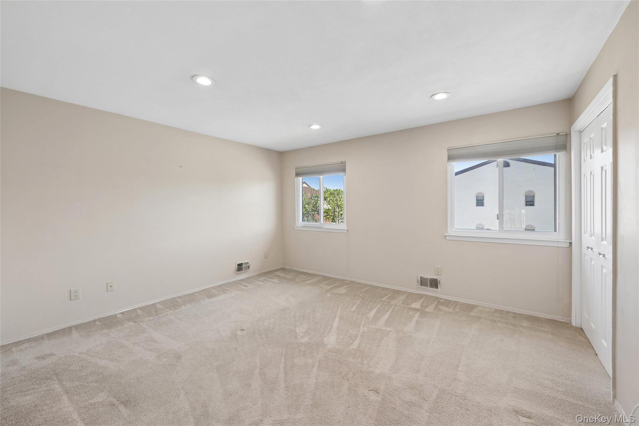 86 W Cambridge Drive W, Unit 86 photo 42