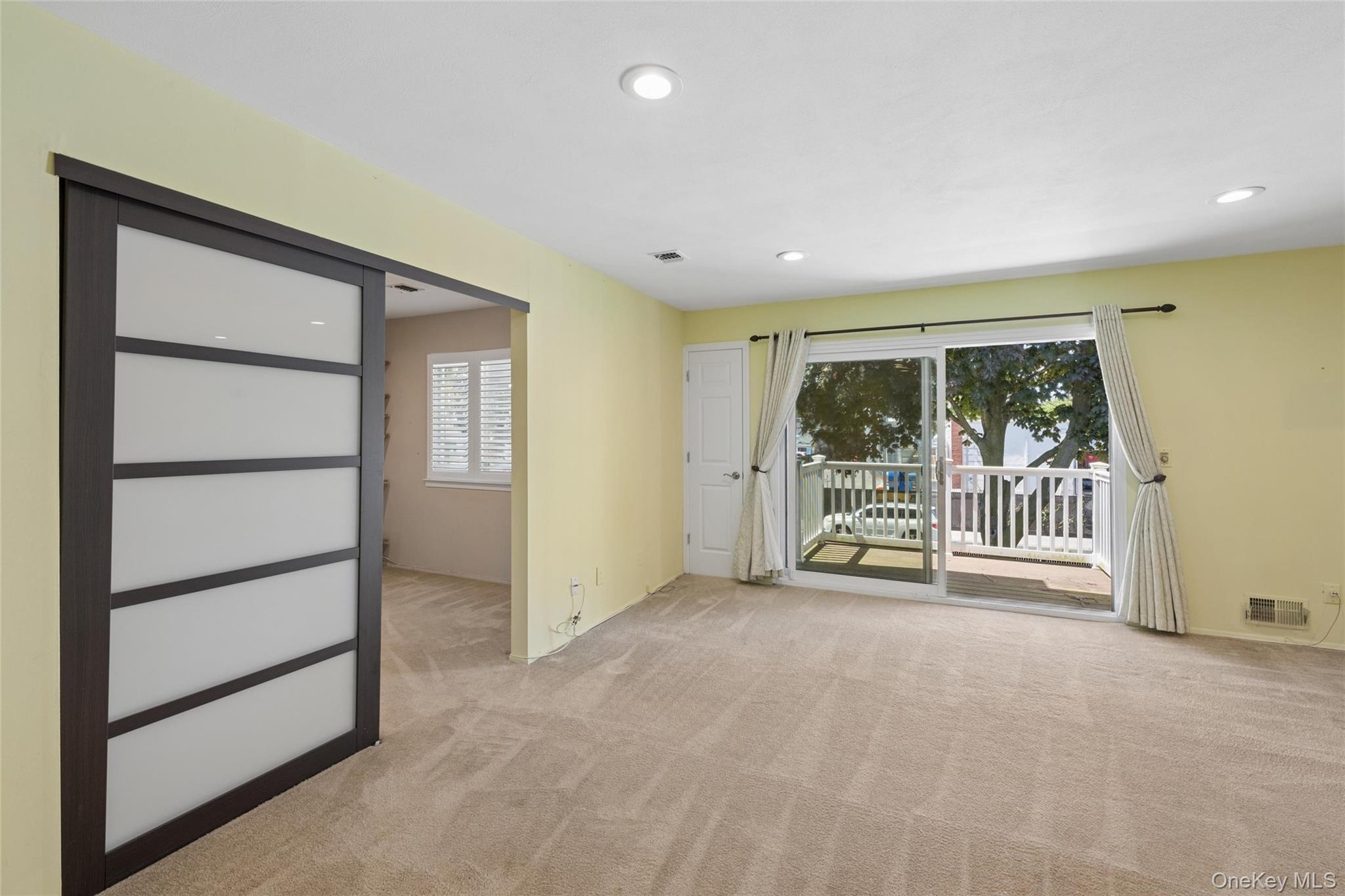 86 W Cambridge Drive W, Unit 86 photo 12