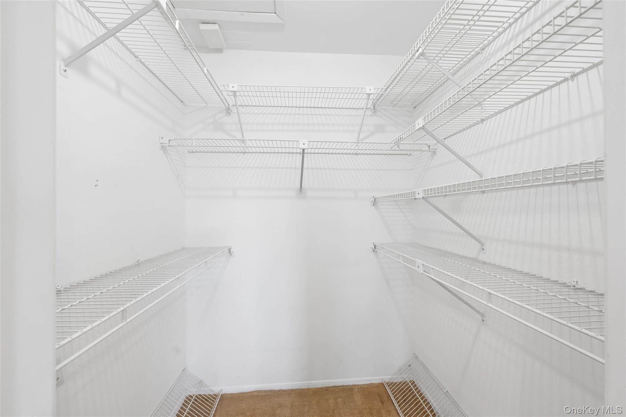 86 W Cambridge Drive W, Unit 86 photo 41
