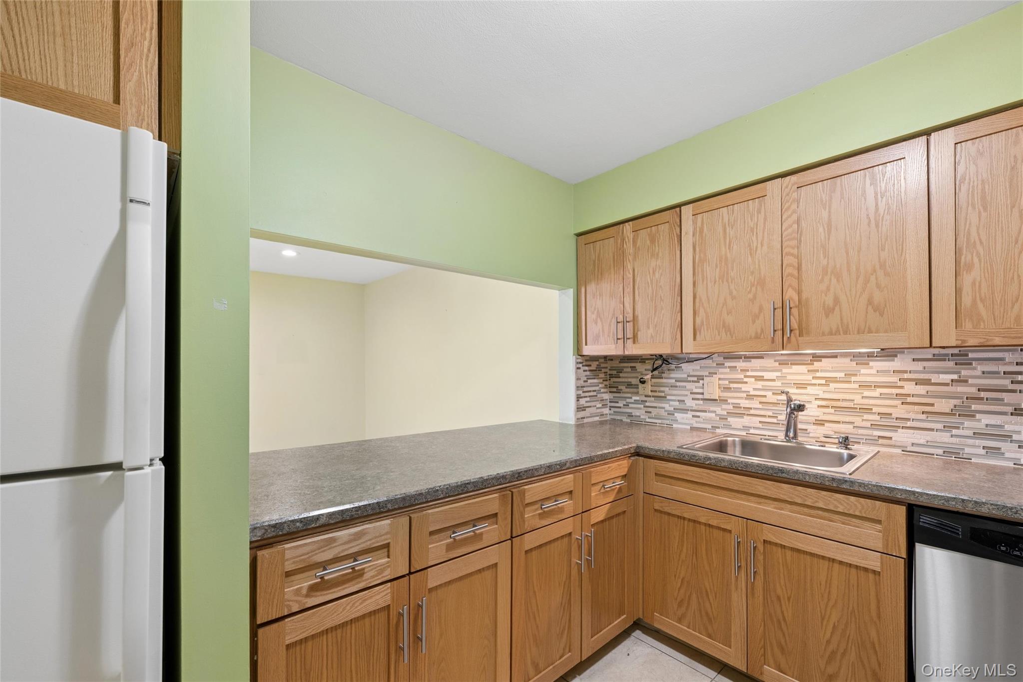 86 W Cambridge Drive W, Unit 86 photo 36