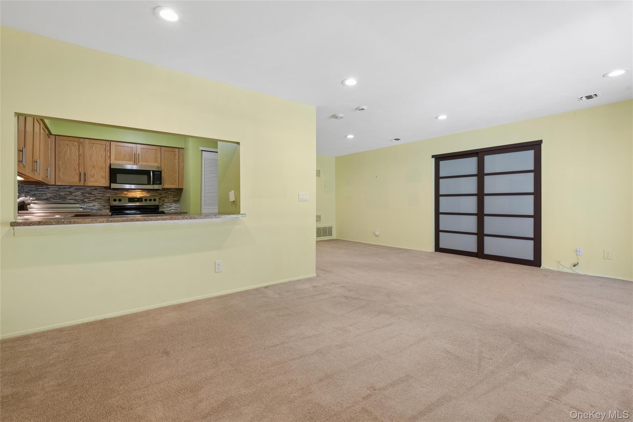 86 W Cambridge Drive W, Unit 86 photo 33