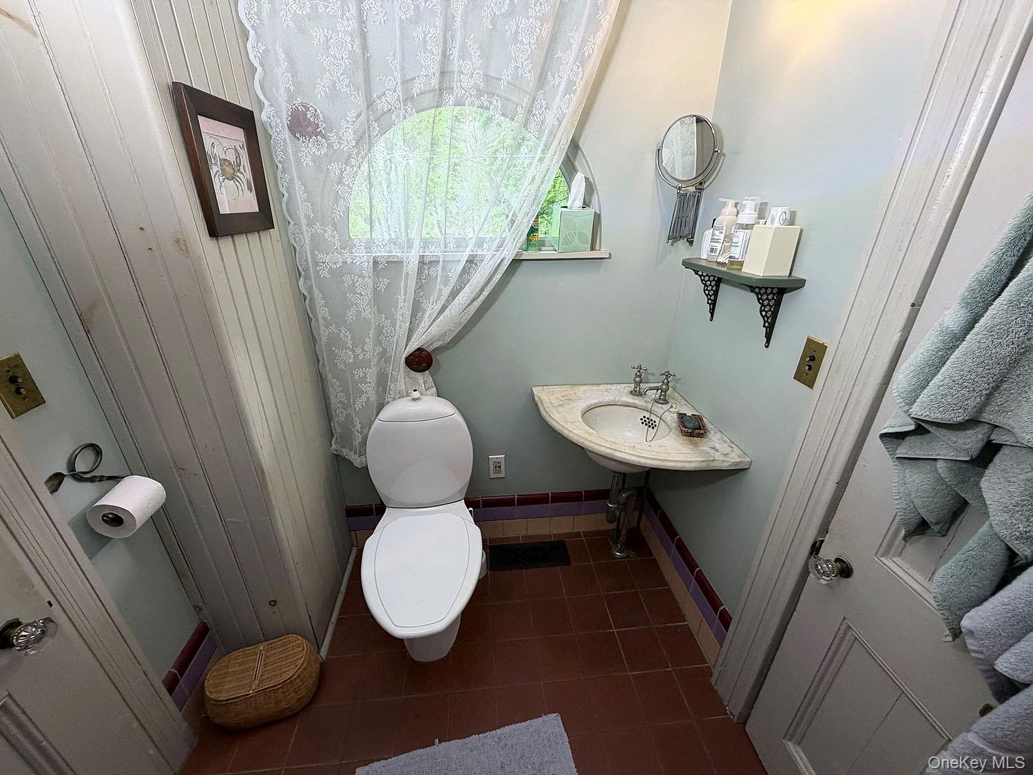 12 Railroad Street – For Sale photo 21