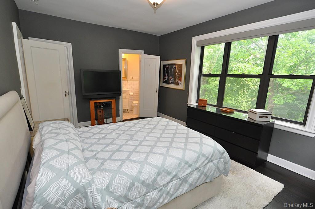 143 Garth Road, Unit 4N photo 19