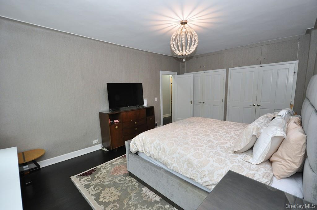 143 Garth Road, Unit 4N photo 27