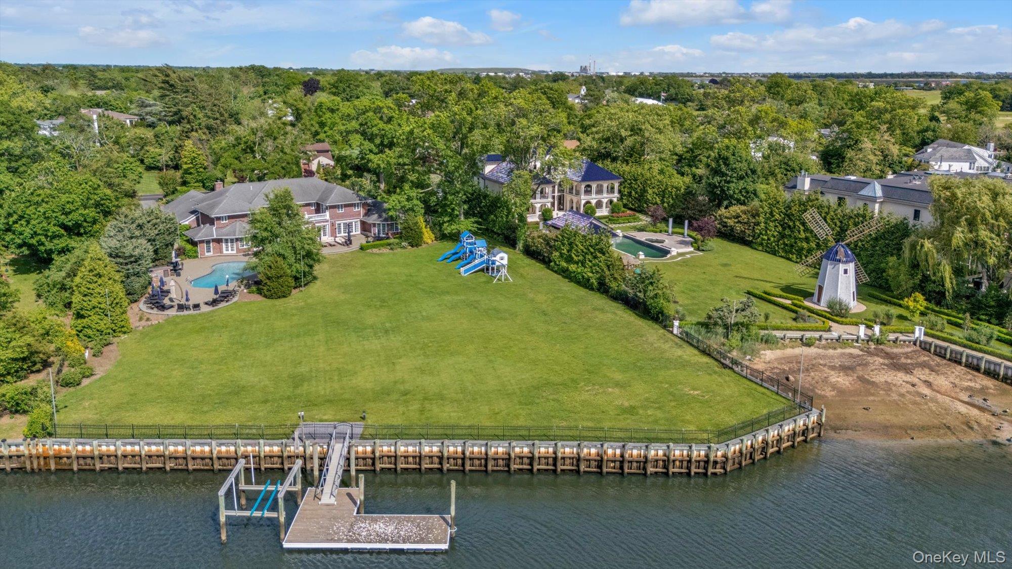 1304 Seawane Drive – For Sale photo 2