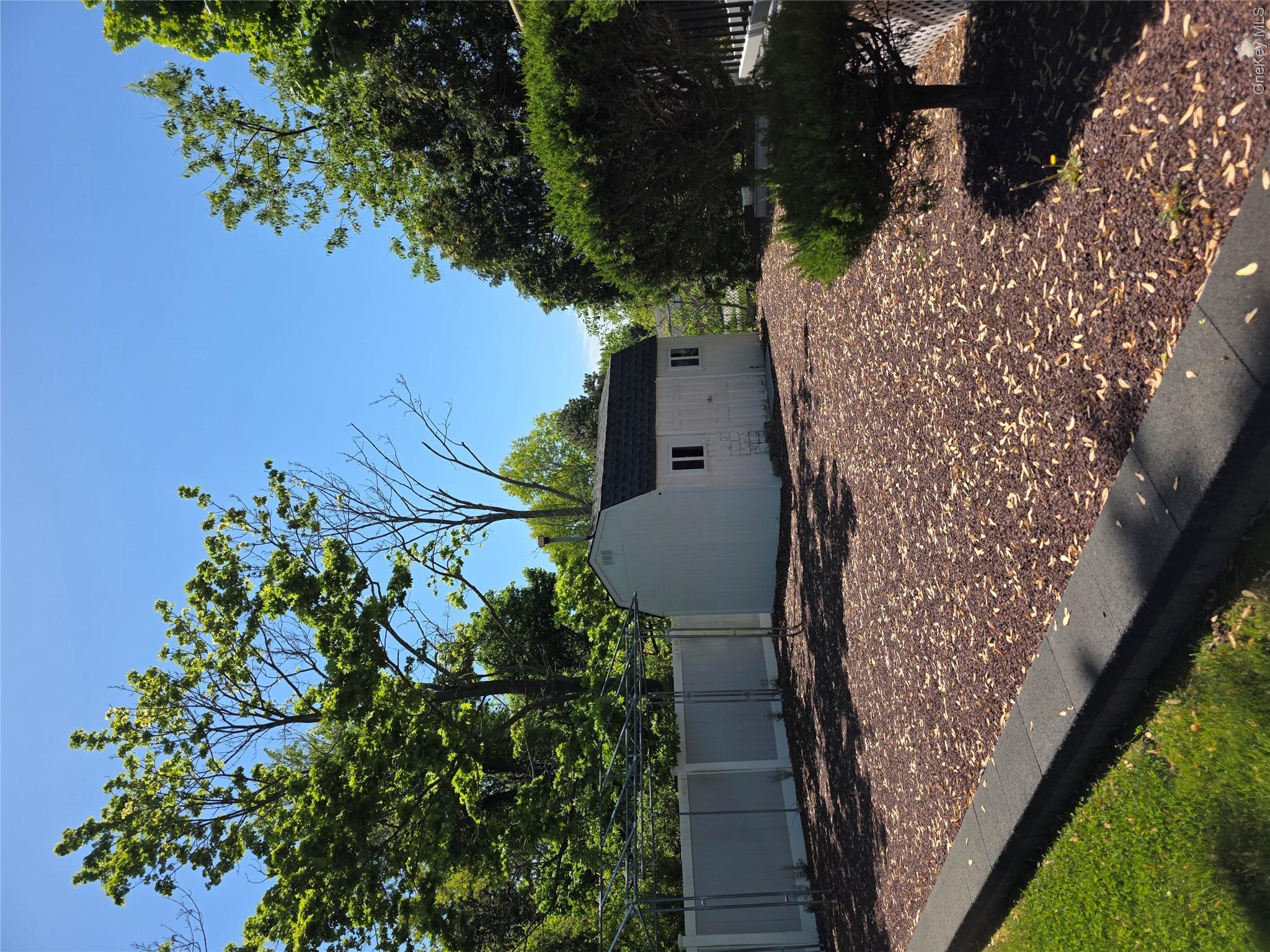 10 Meehan Lane – For Sale photo 20