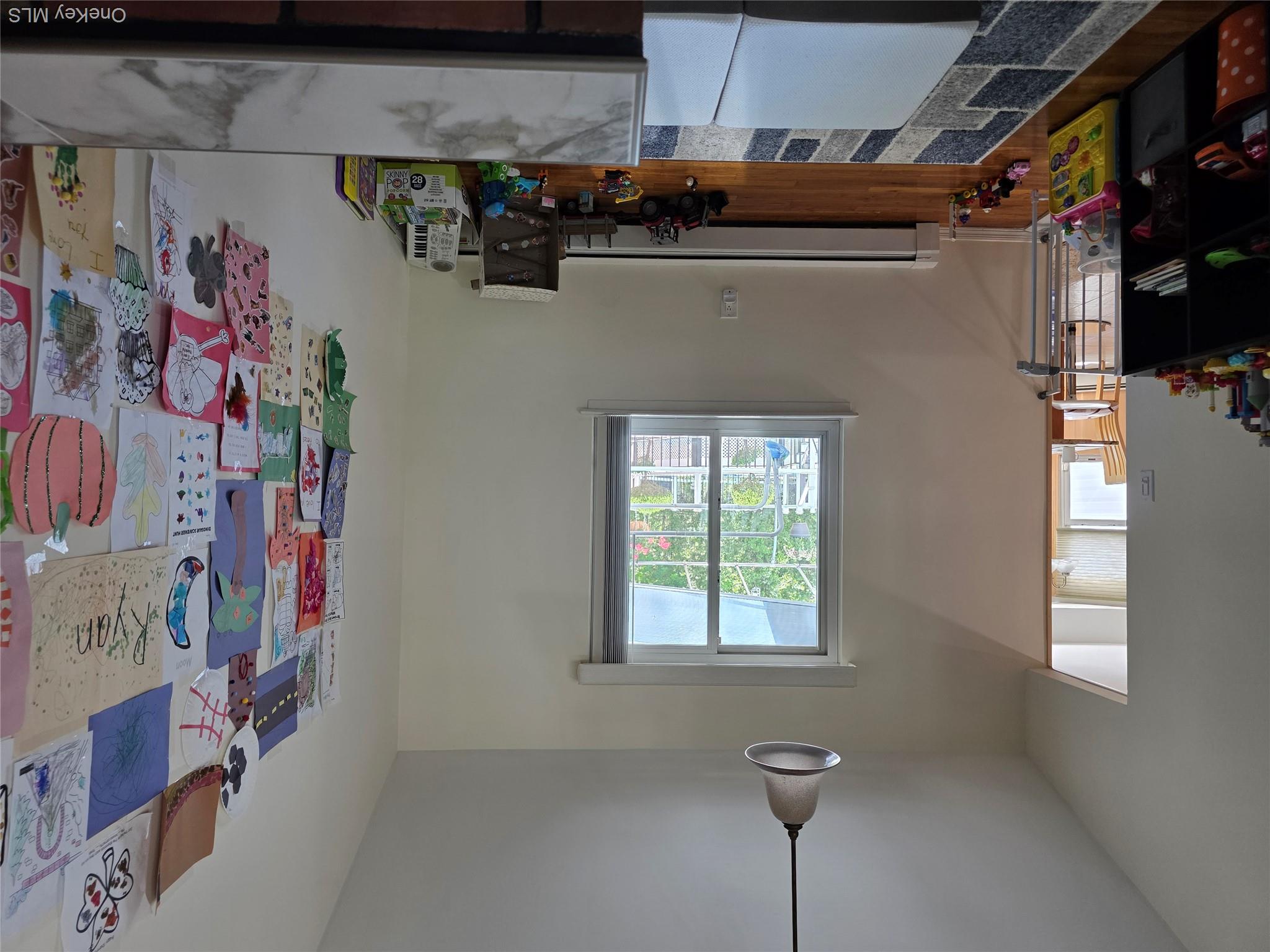 10 Meehan Lane – For Sale photo 9