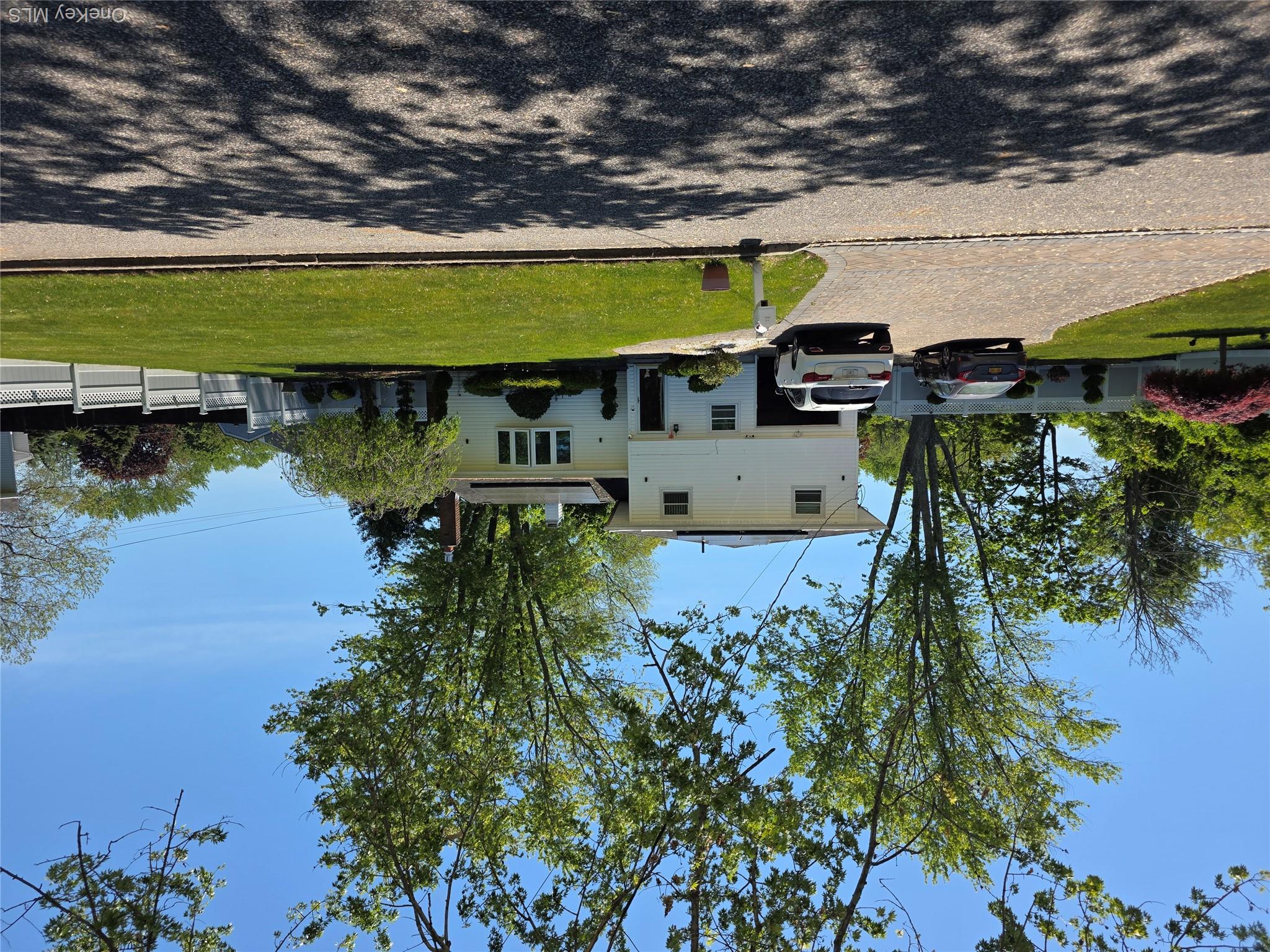 10 Meehan Lane – For Sale