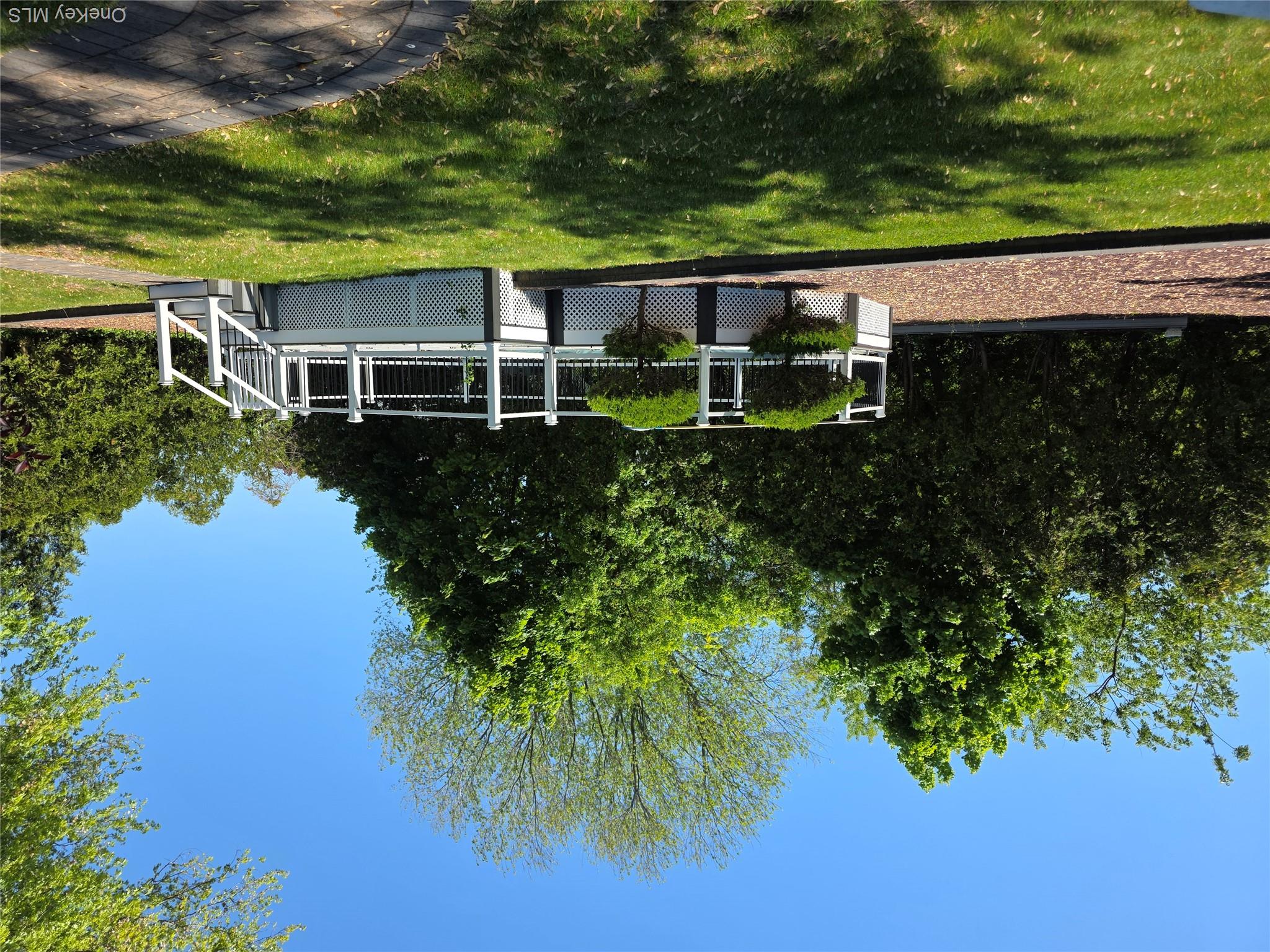 10 Meehan Lane – For Sale photo 18