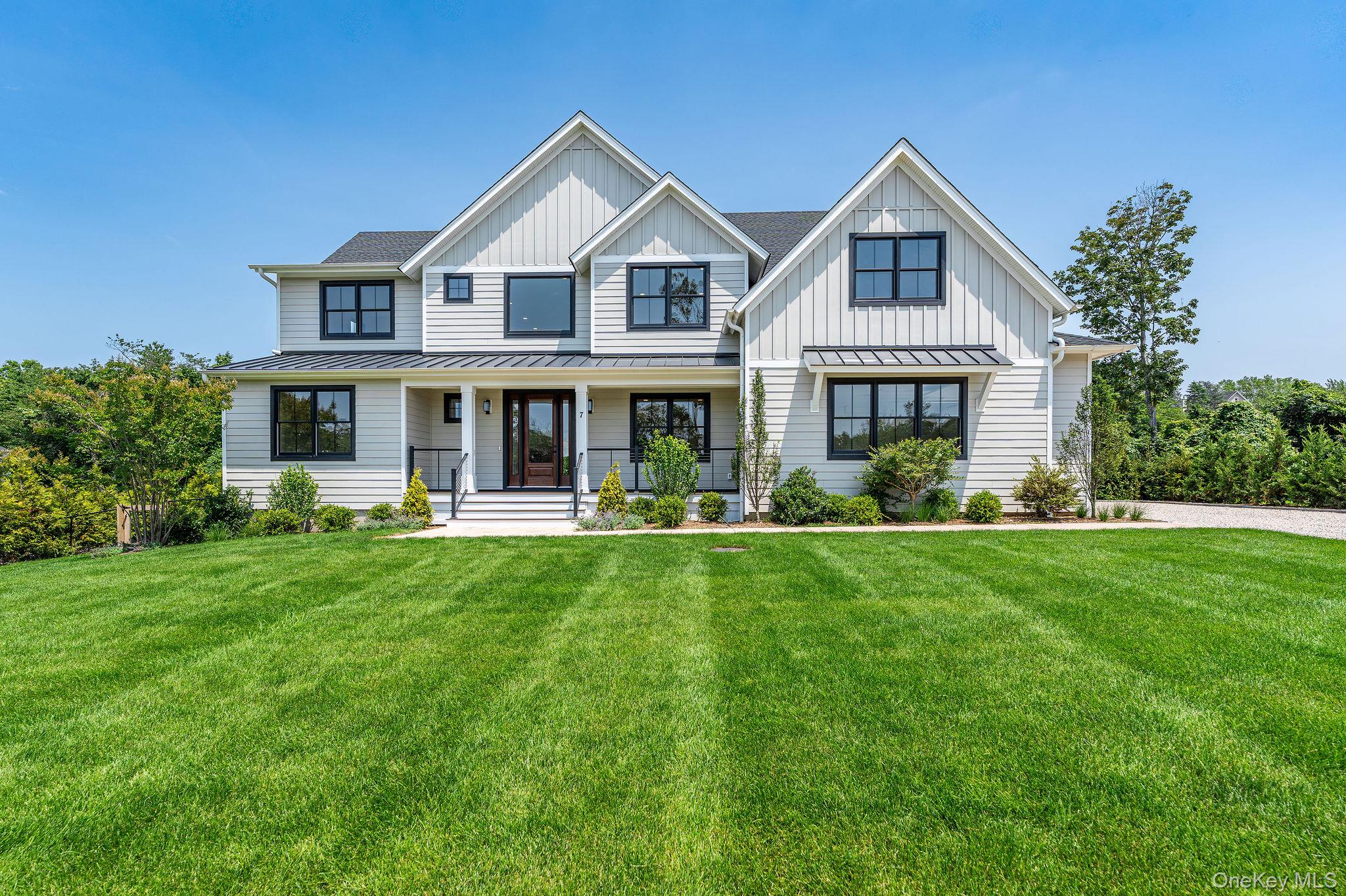 7 Sea Crest Court – For Sale