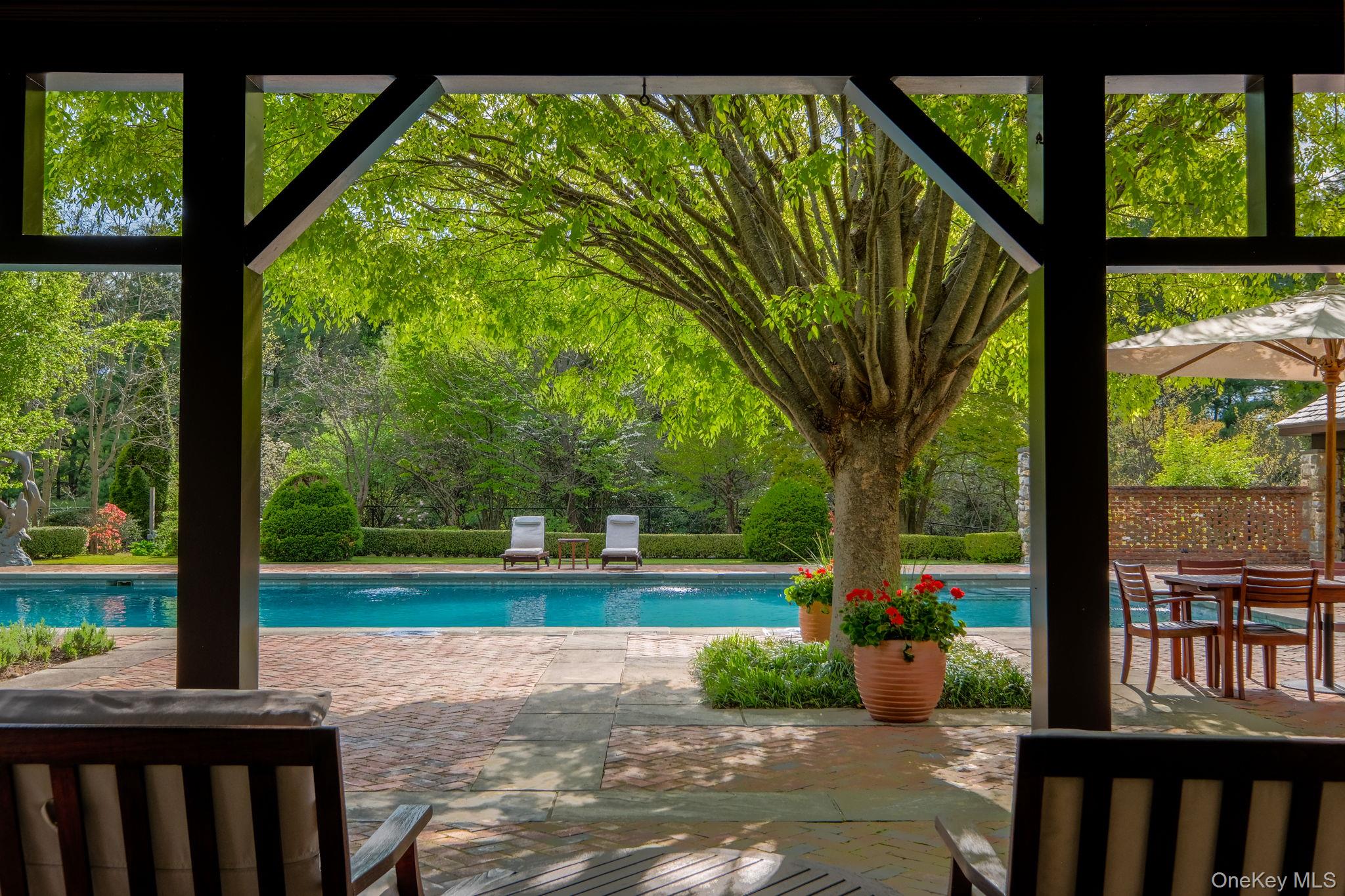1 Applewood Estate – For Sale photo 35