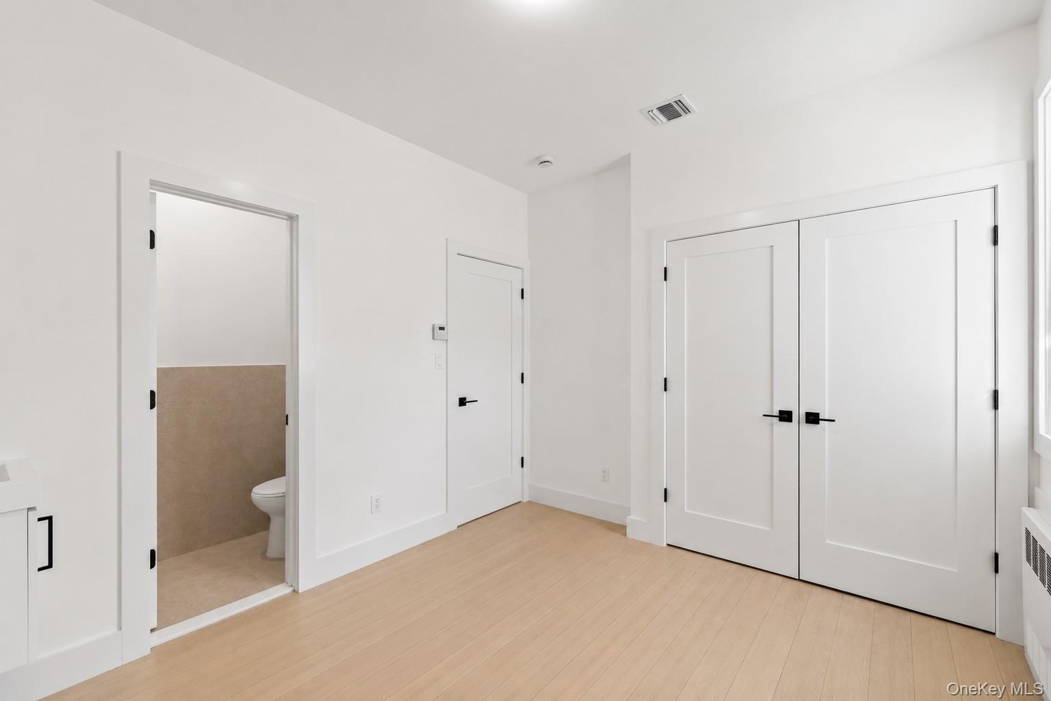 15 Warren Court, Unit 212 photo 23