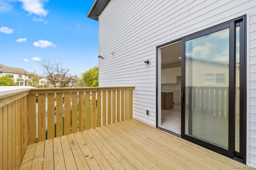 15 Warren Court, Unit 212 photo 8