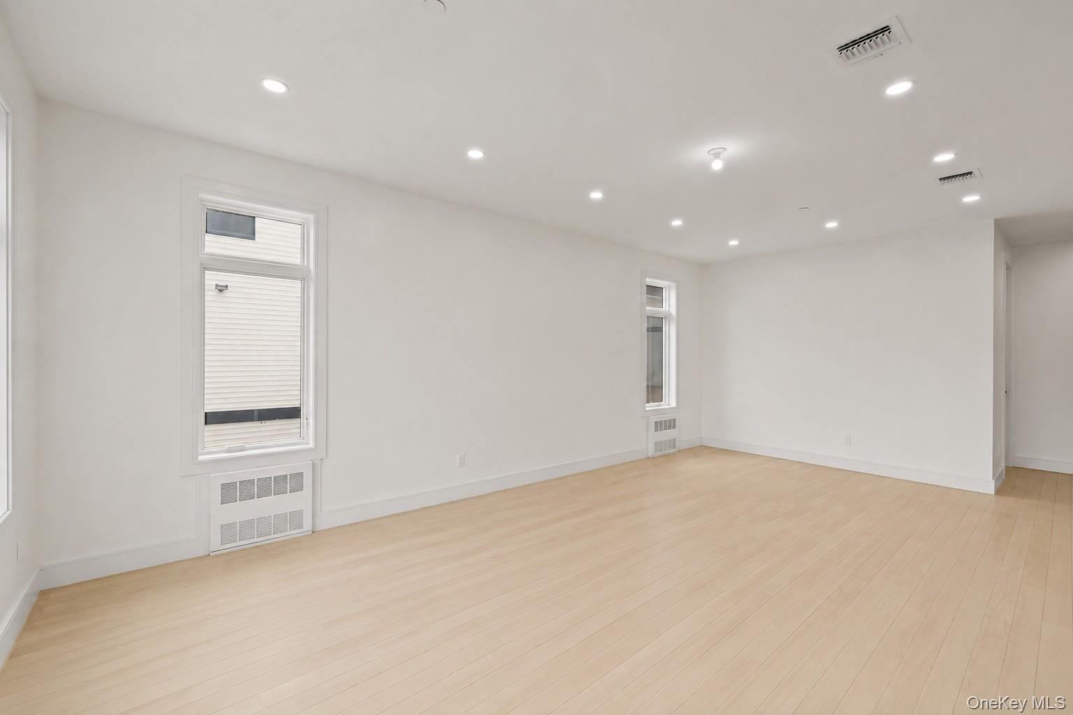 15 Warren Court, Unit 212 photo 11