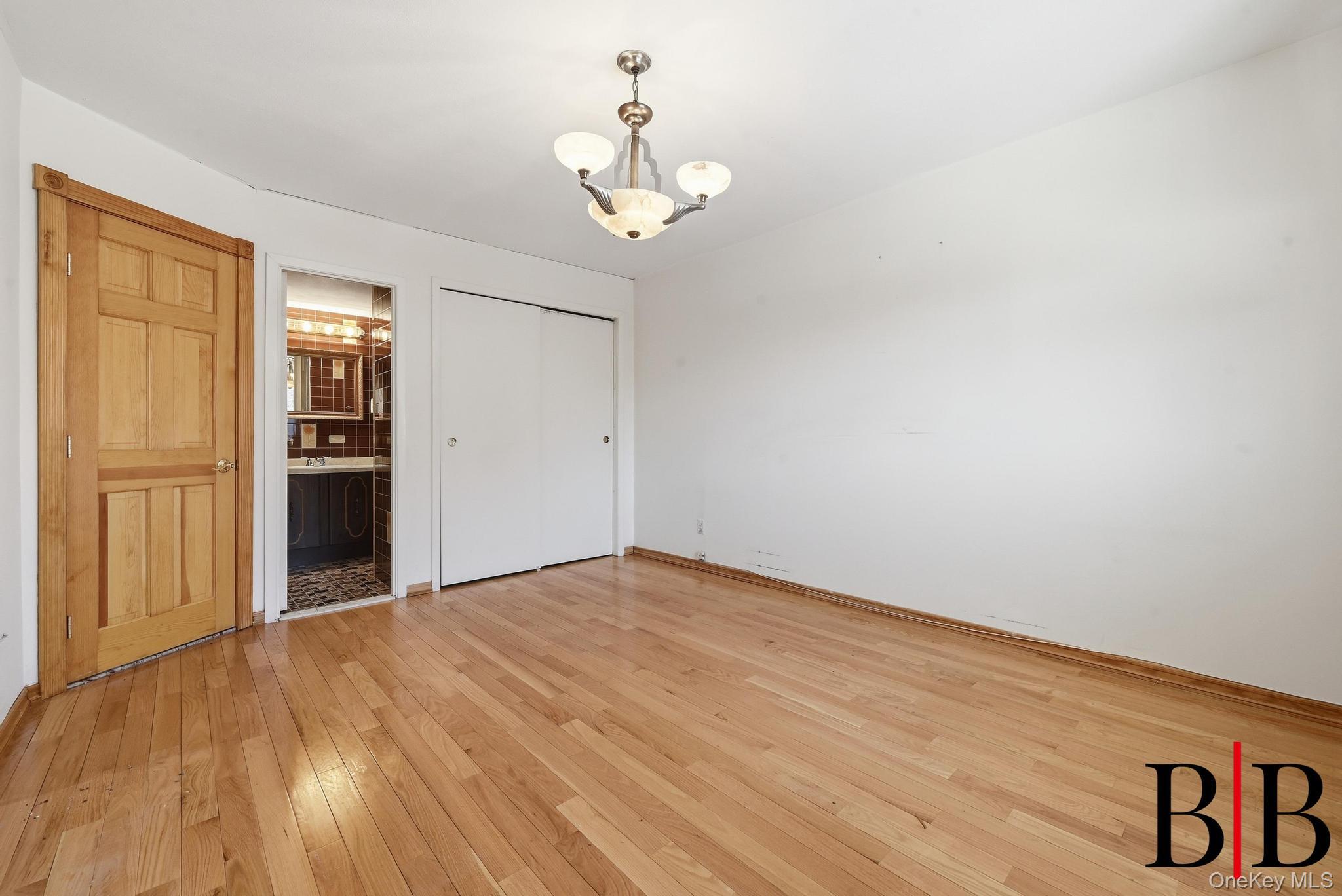 2177 E 69 Street – For Sale photo 7