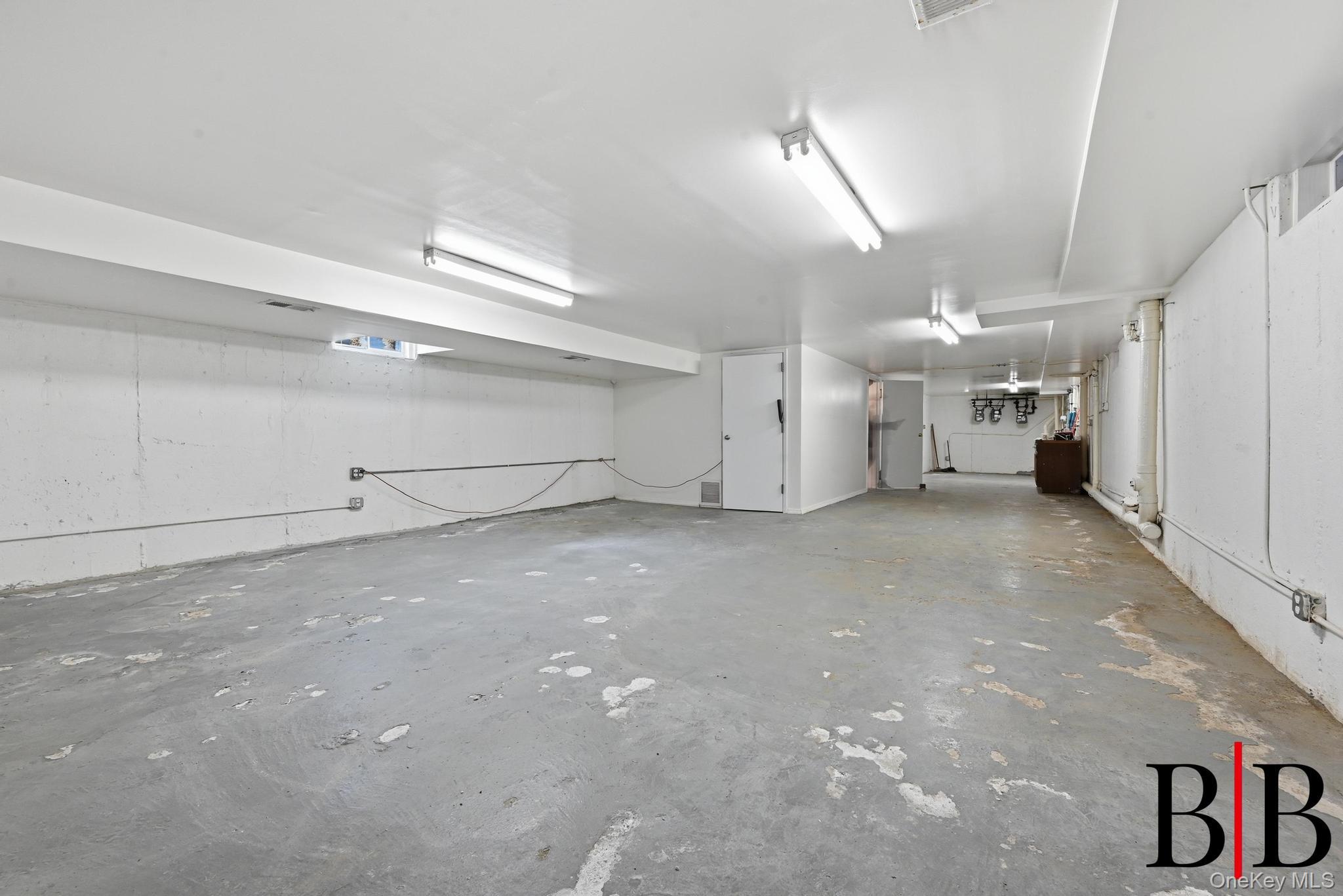 2177 E 69 Street – For Sale photo 27