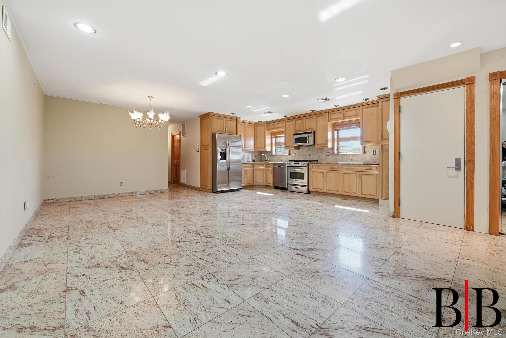 2177 E 69 Street – For Sale photo 14