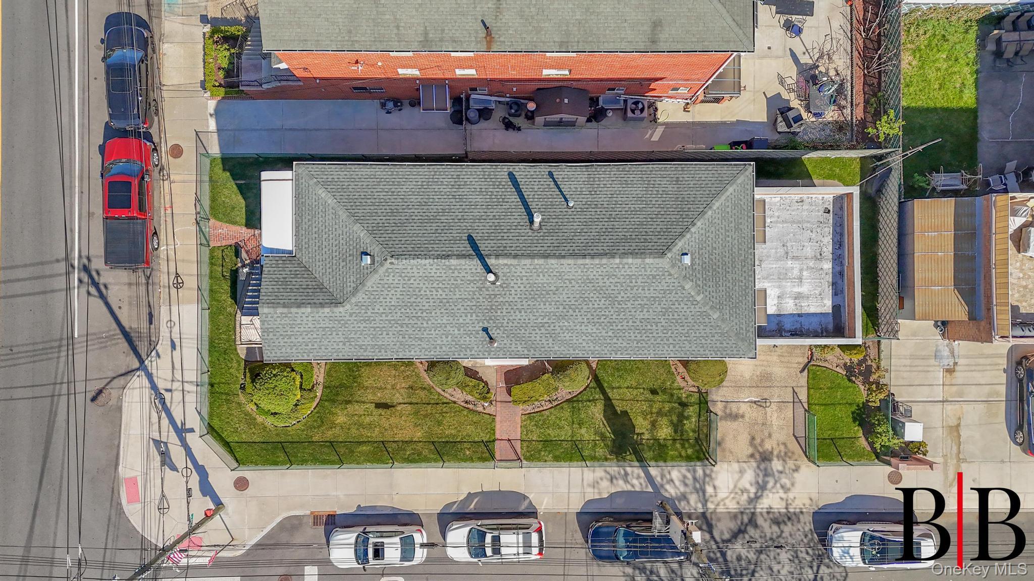 2177 E 69 Street – For Sale photo 34