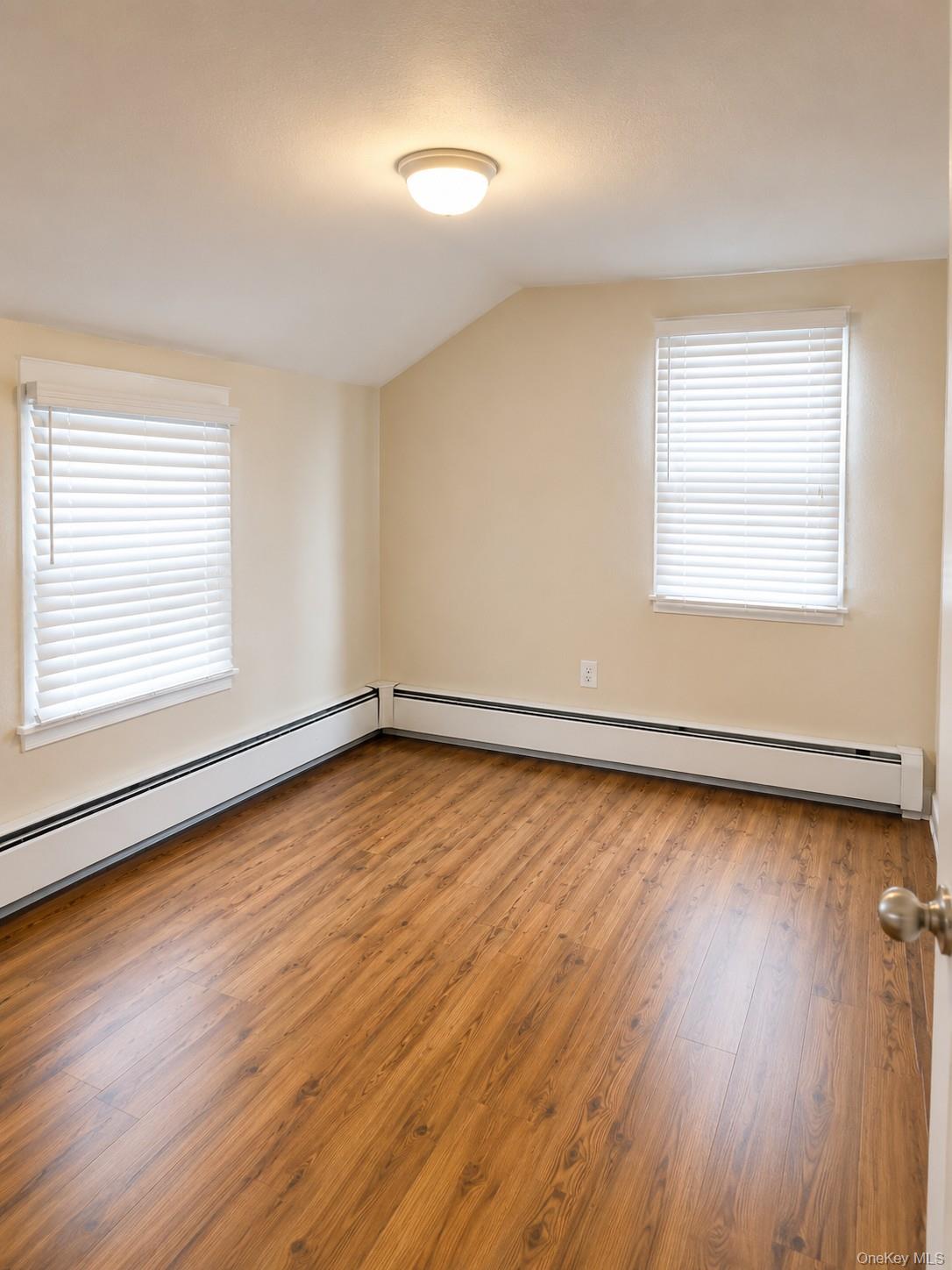 14 West Street – For Sale photo 9