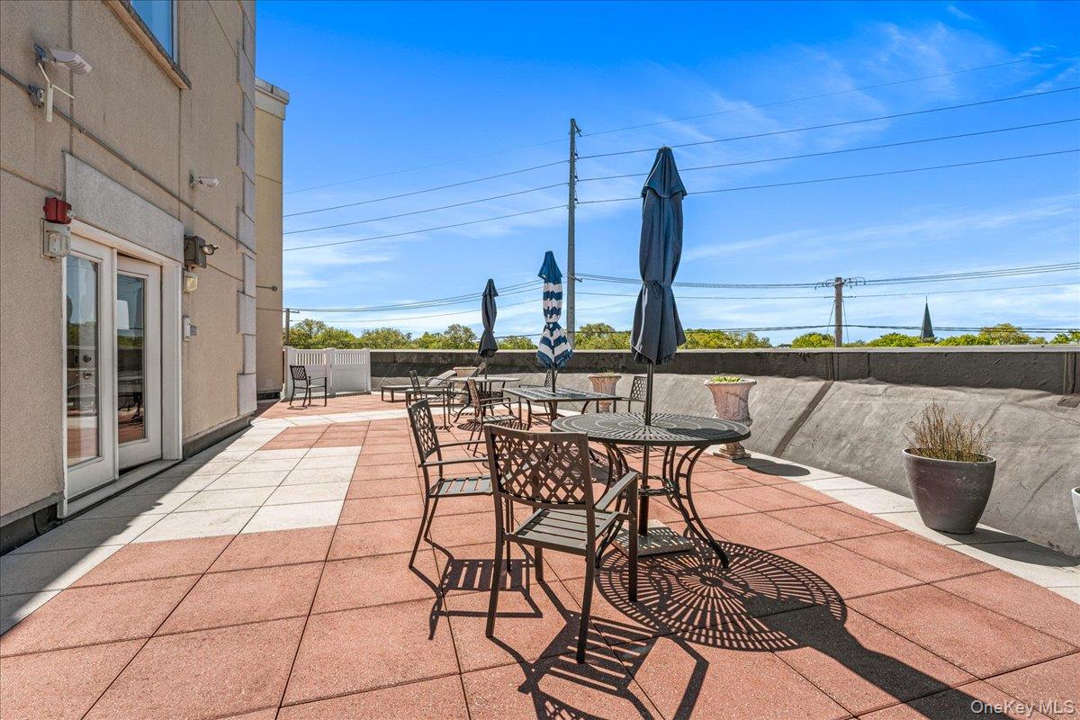 130 Post Avenue, Unit 324 photo 15