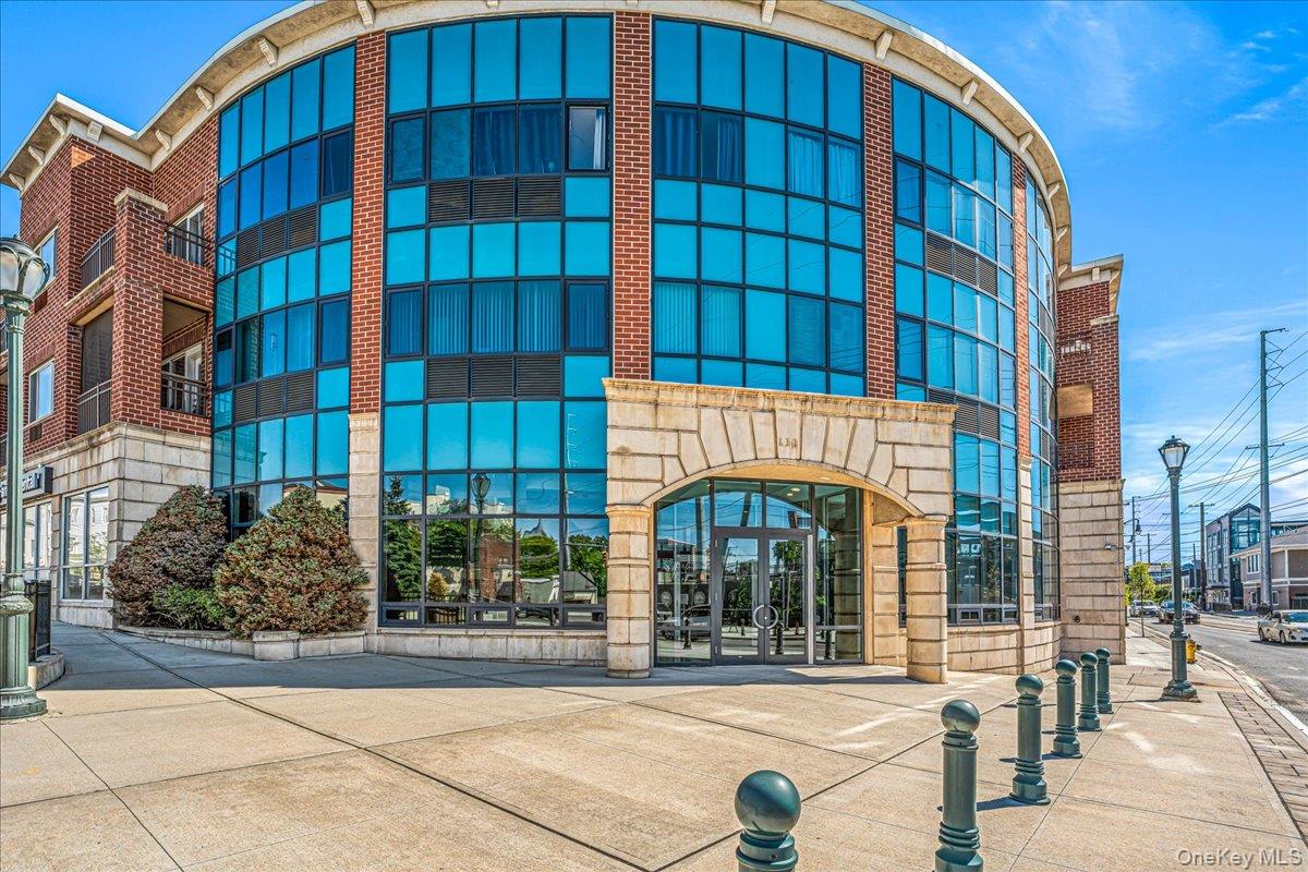 130 Post Avenue, Unit 324