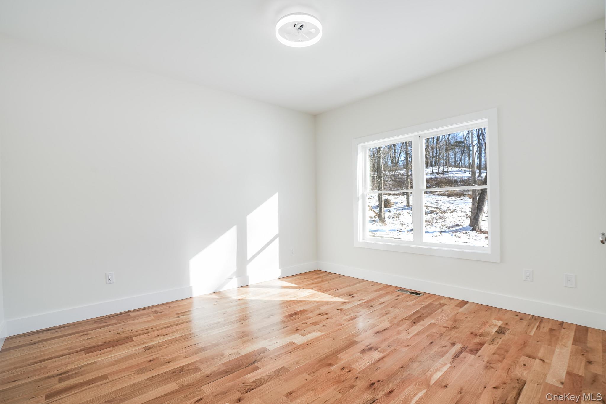 6 Roundhill Road – For Sale photo 18