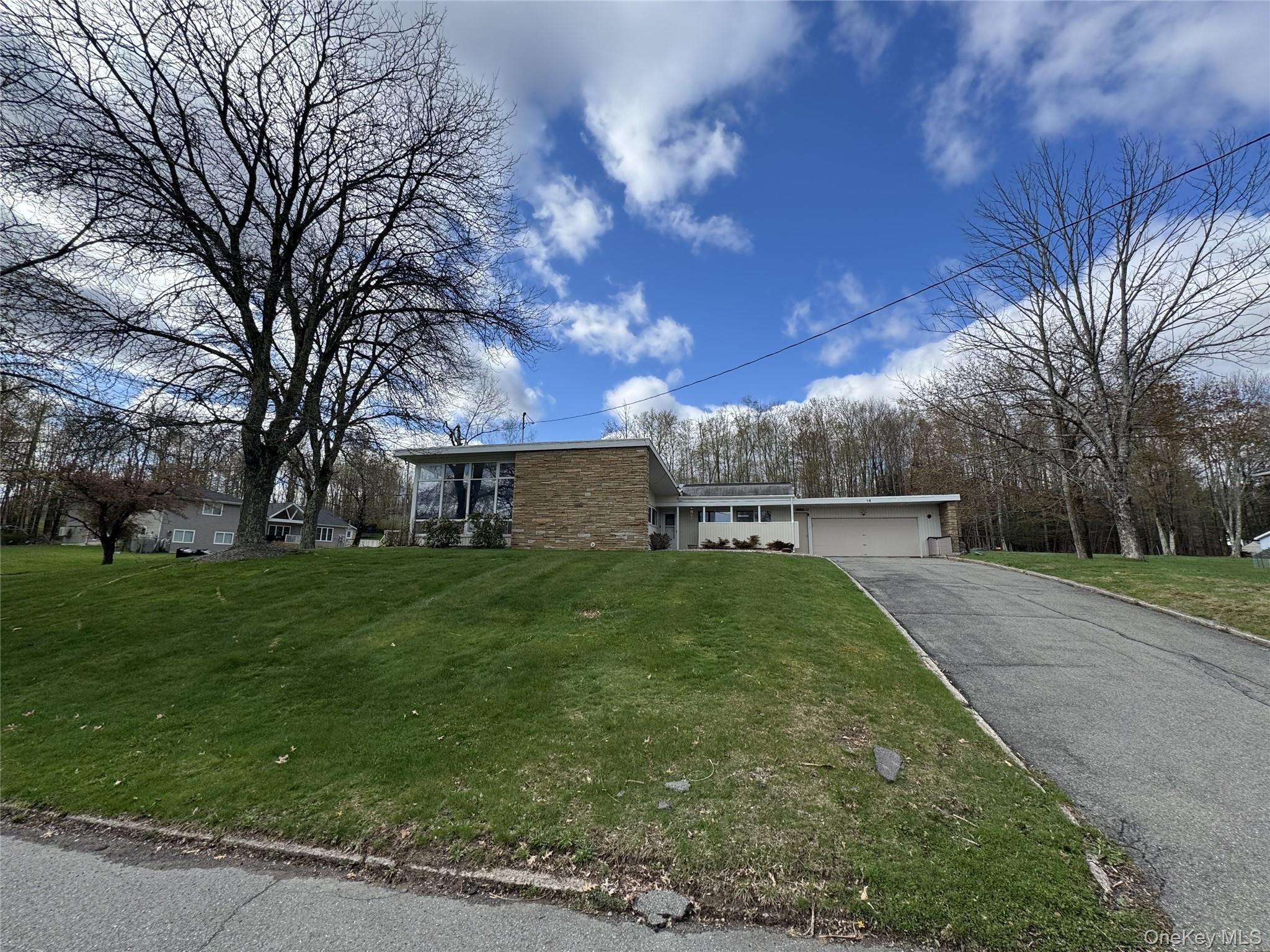 14 Fourth Street – For Sale