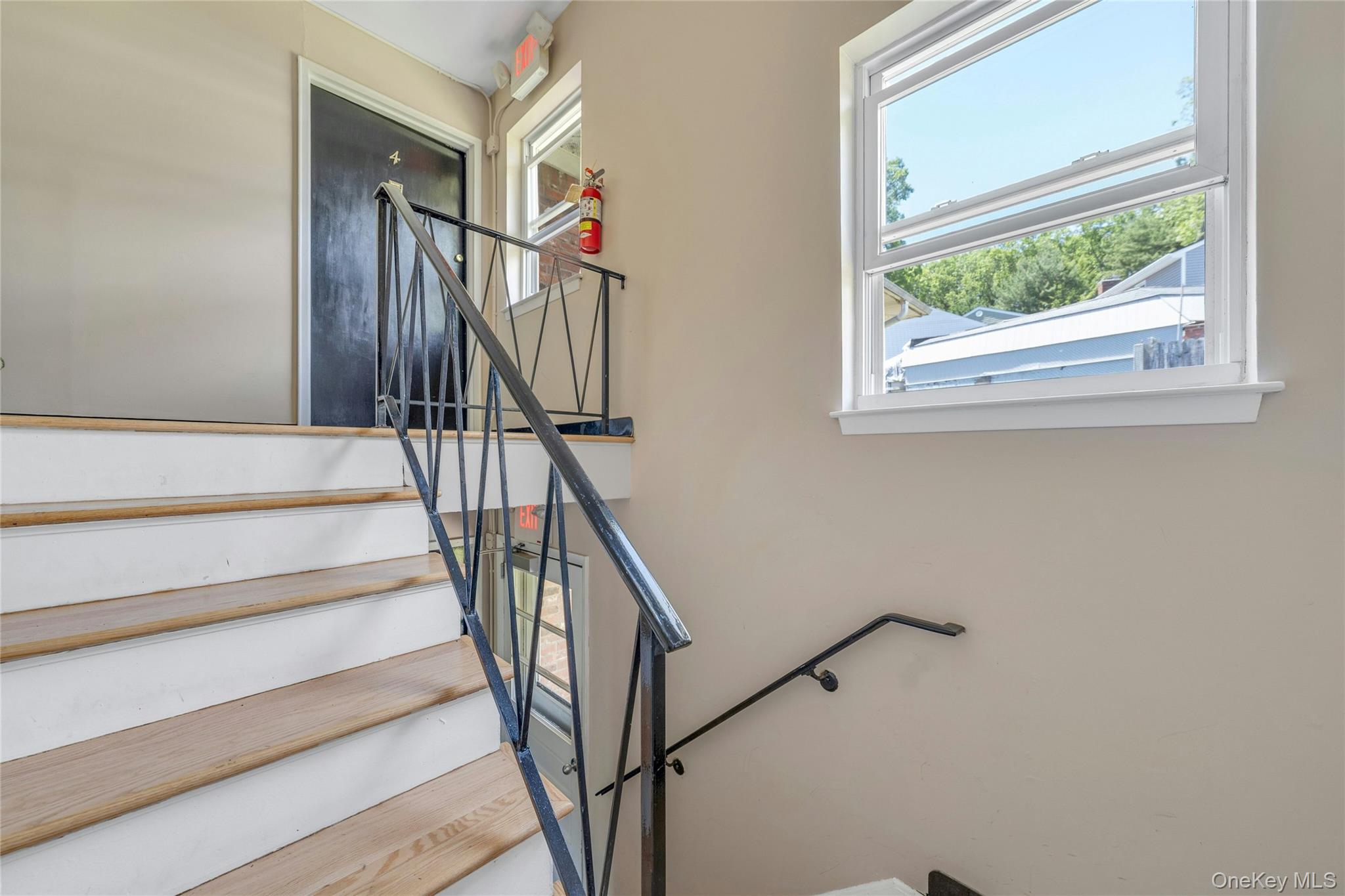 161 S Pearl Street – For Sale photo 3