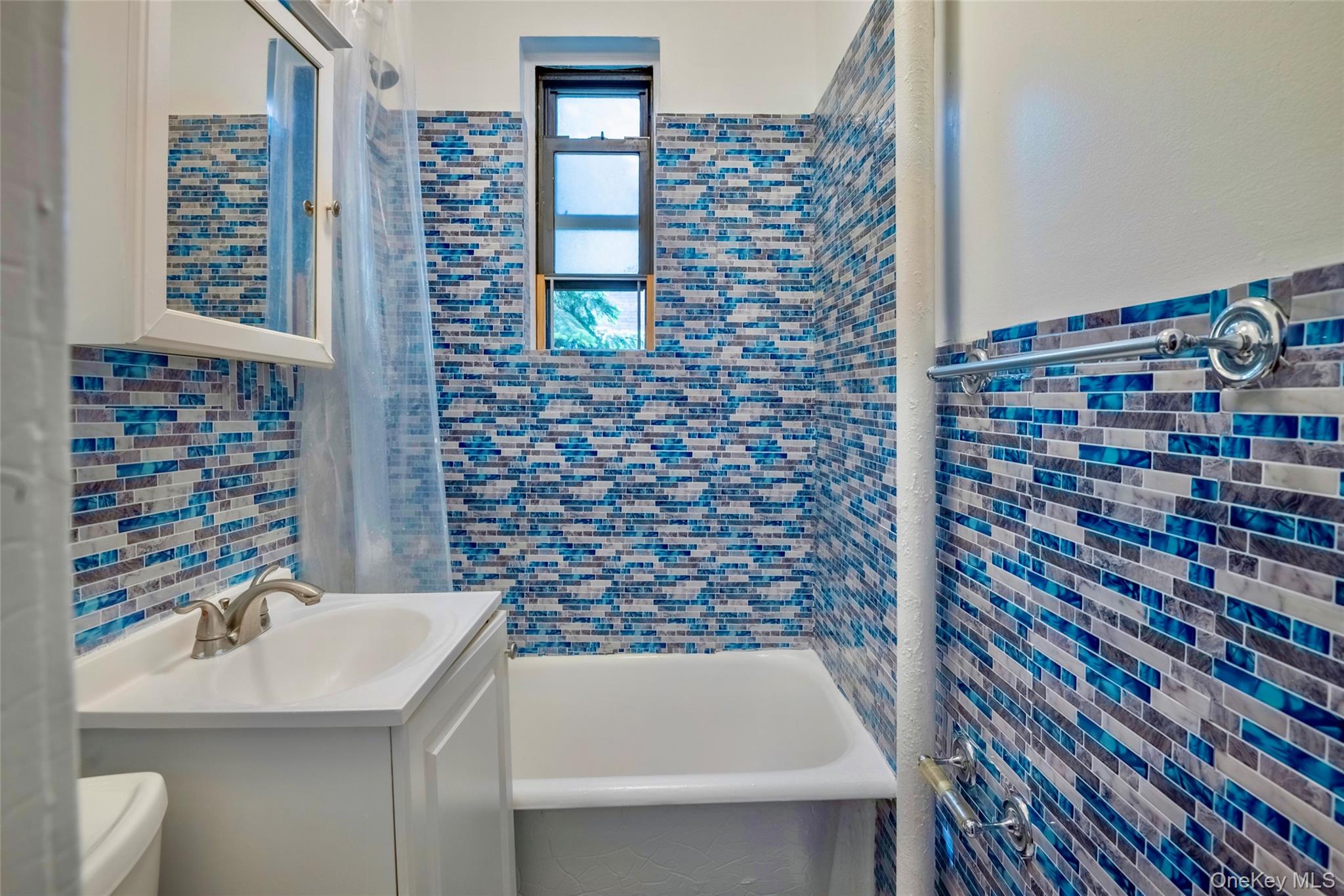 21-77 33rd Street, Unit 2A photo 9