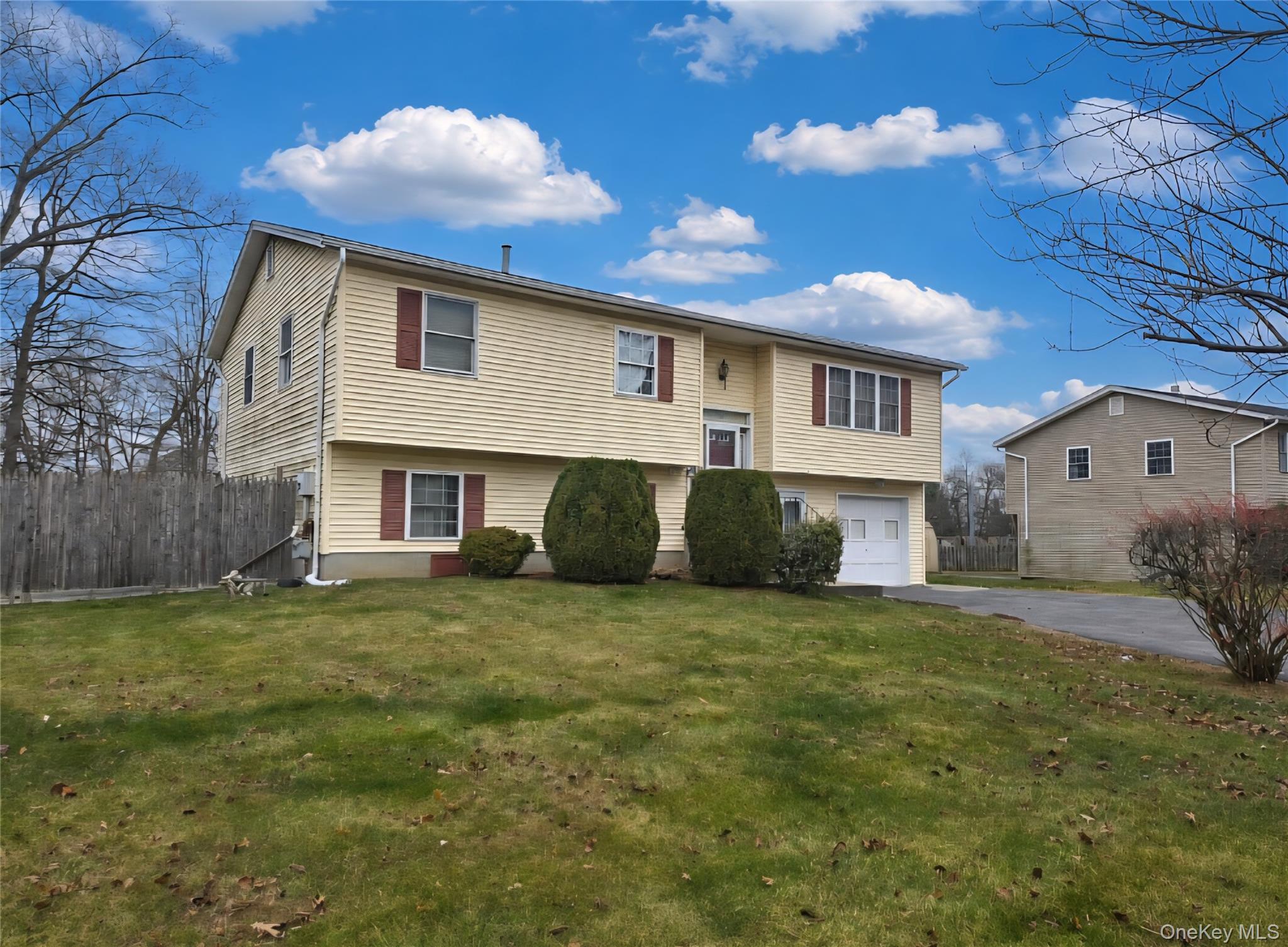 6 Fayva Court – For Sale