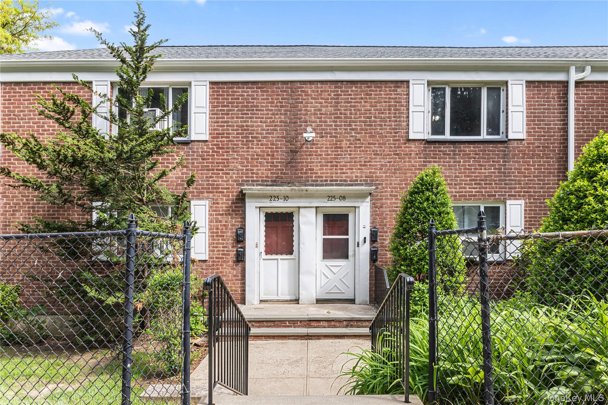 225-08 Stronghurst Avenue, Unit Upper photo 15