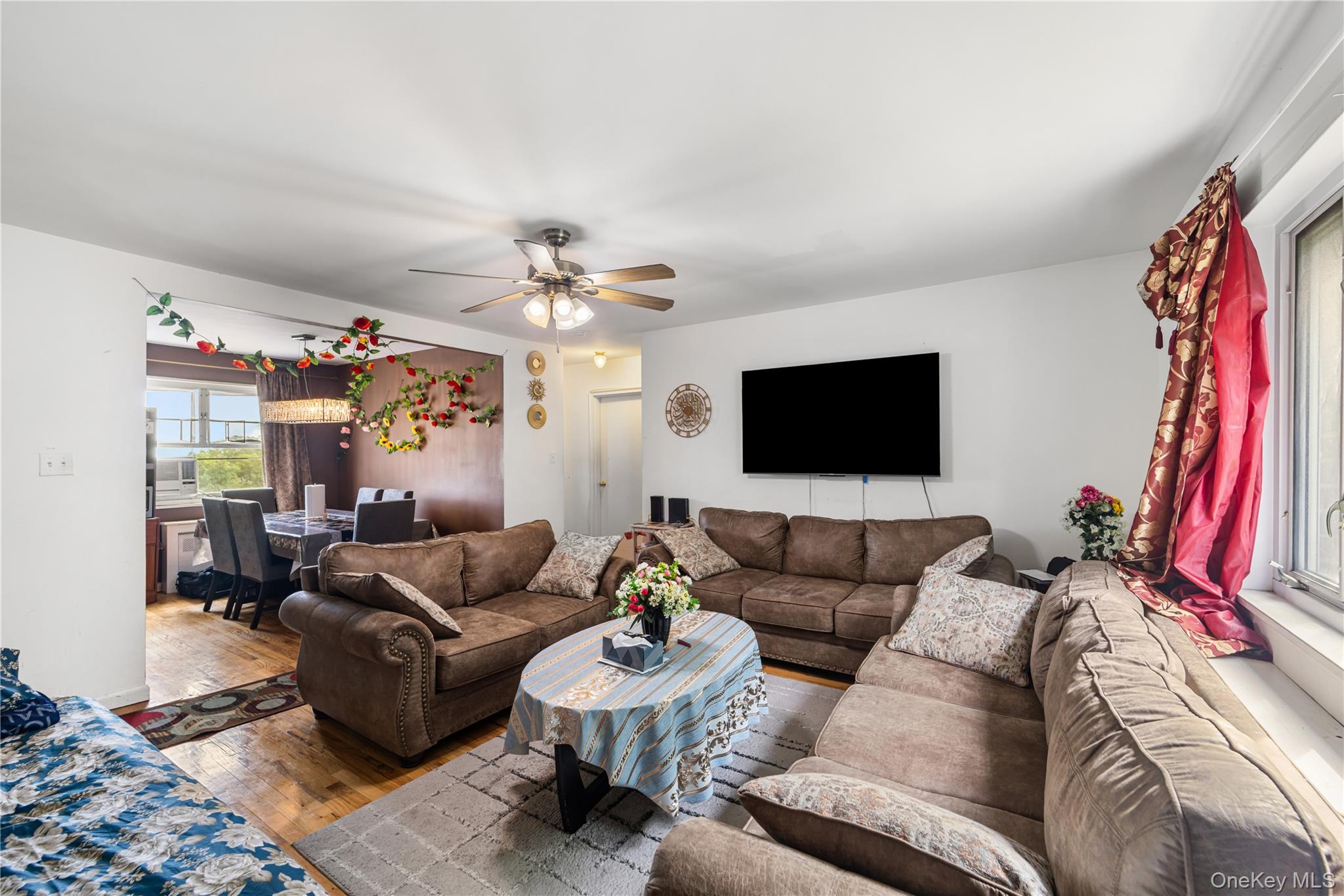 225-08 Stronghurst Avenue, Unit Upper photo 11