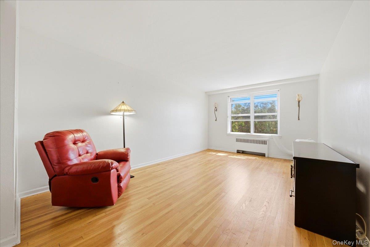 2080 Barnes Avenue Barnes Avenue, Unit 3B photo 2