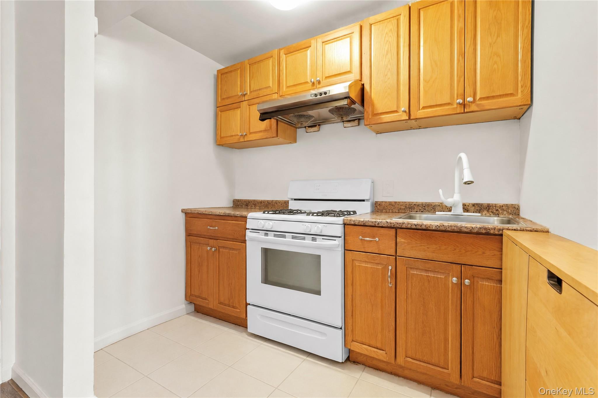 58-03 Calloway Street, Unit 5A photo 10