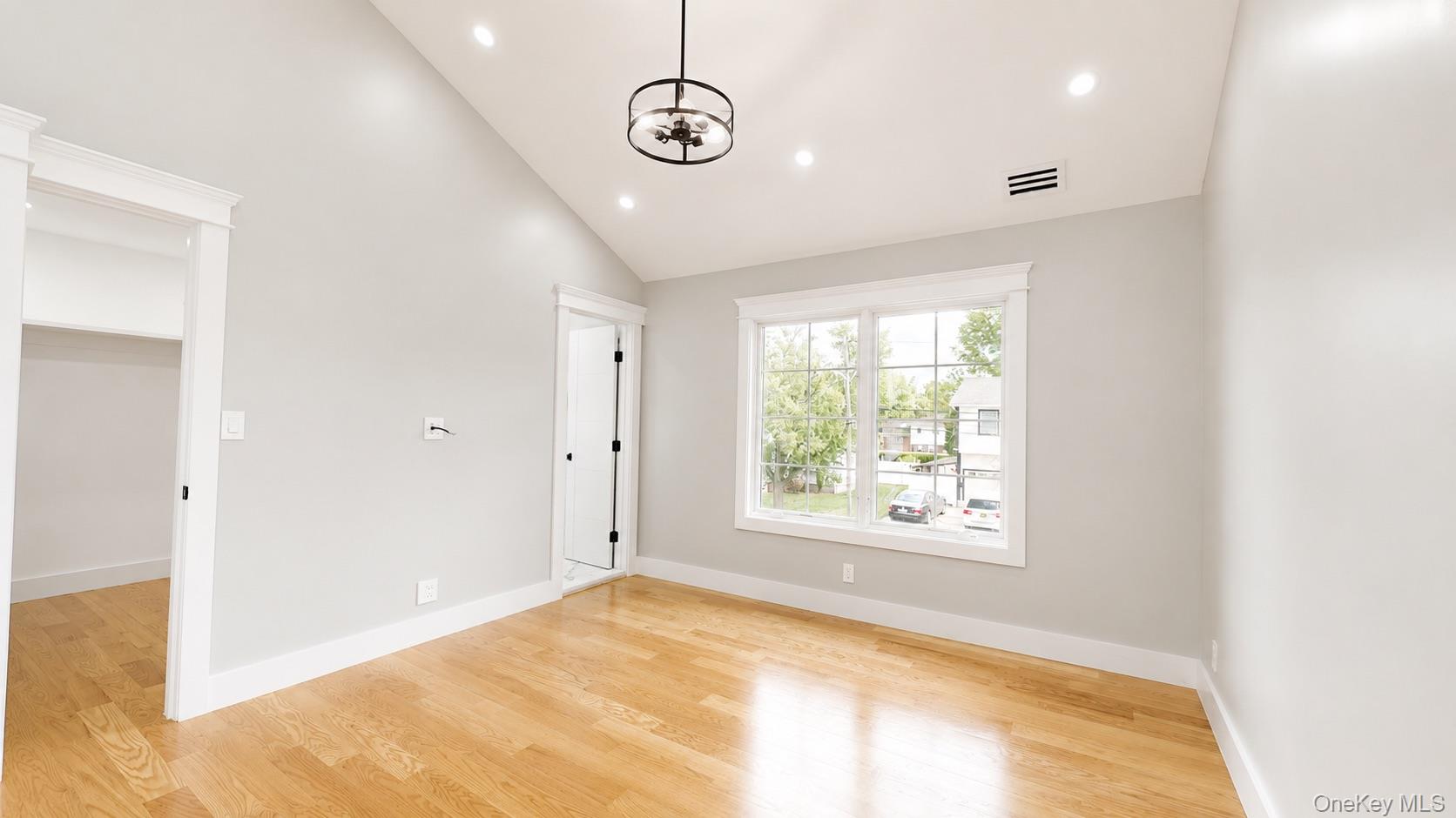 26 Kingston Avenue – For Sale photo 19