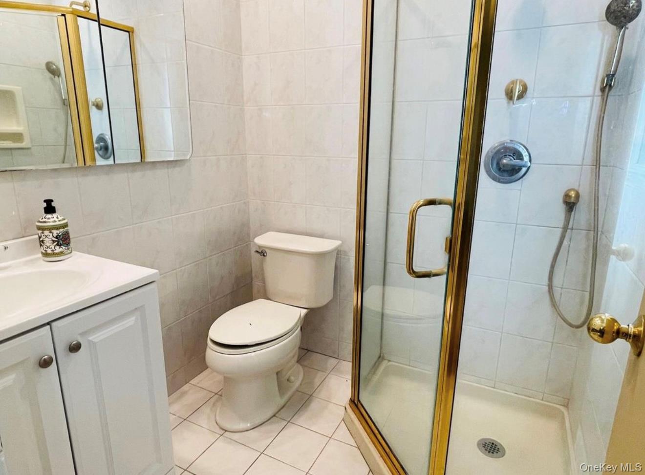 5 Eaton Road – For Rent photo 12