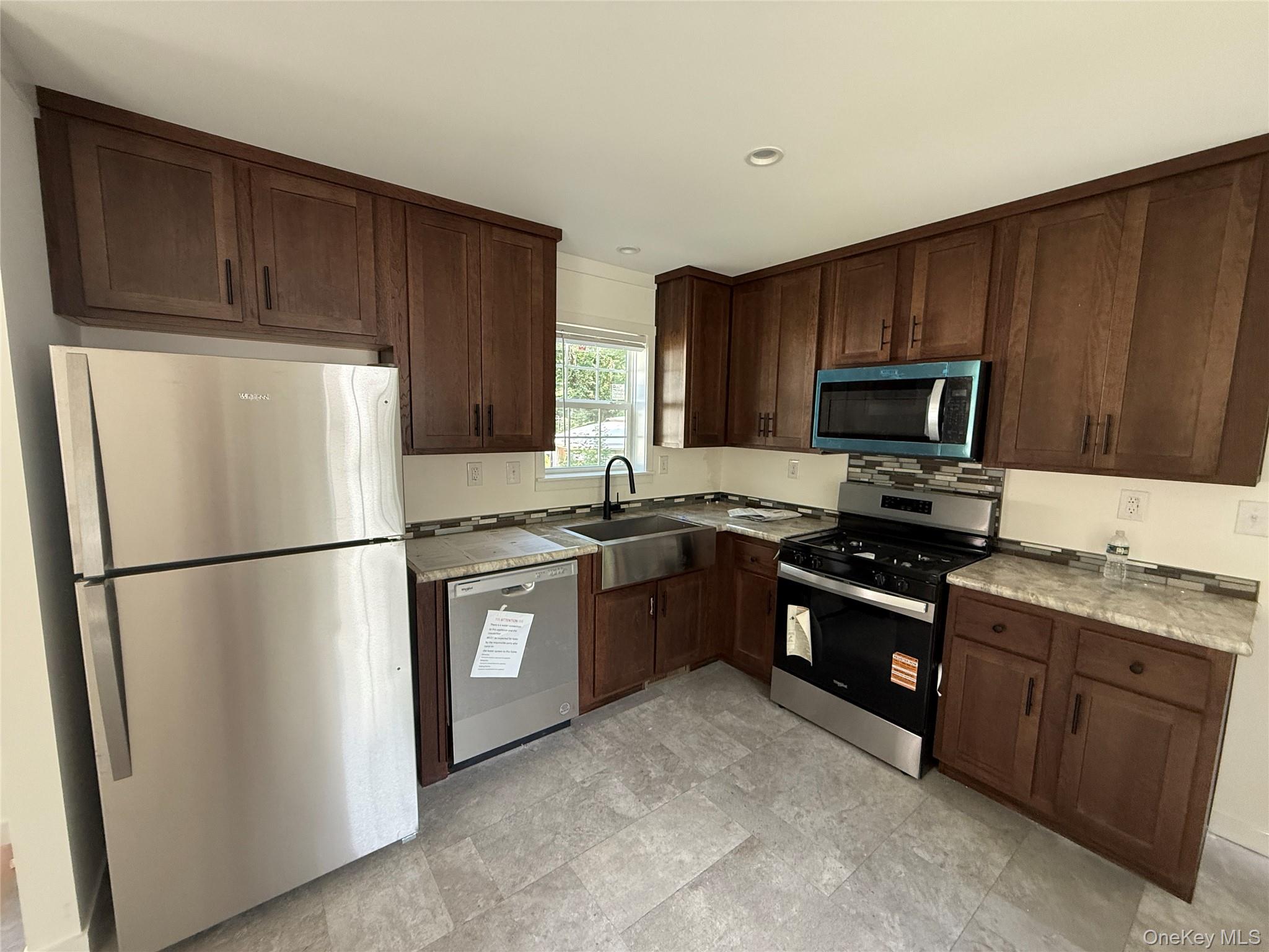 117 Forest Park (aka Hubert St) – For Sale photo 4