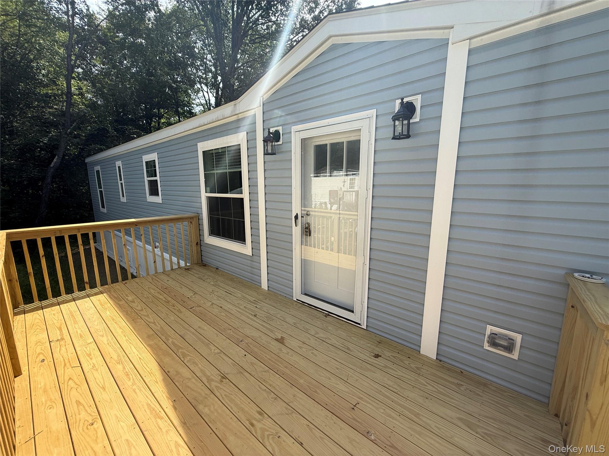 117 Forest Park (aka Hubert St) – For Sale